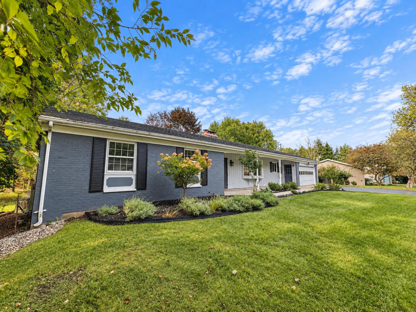 2134 Sycamore Lane Kalamazoo MI 49008