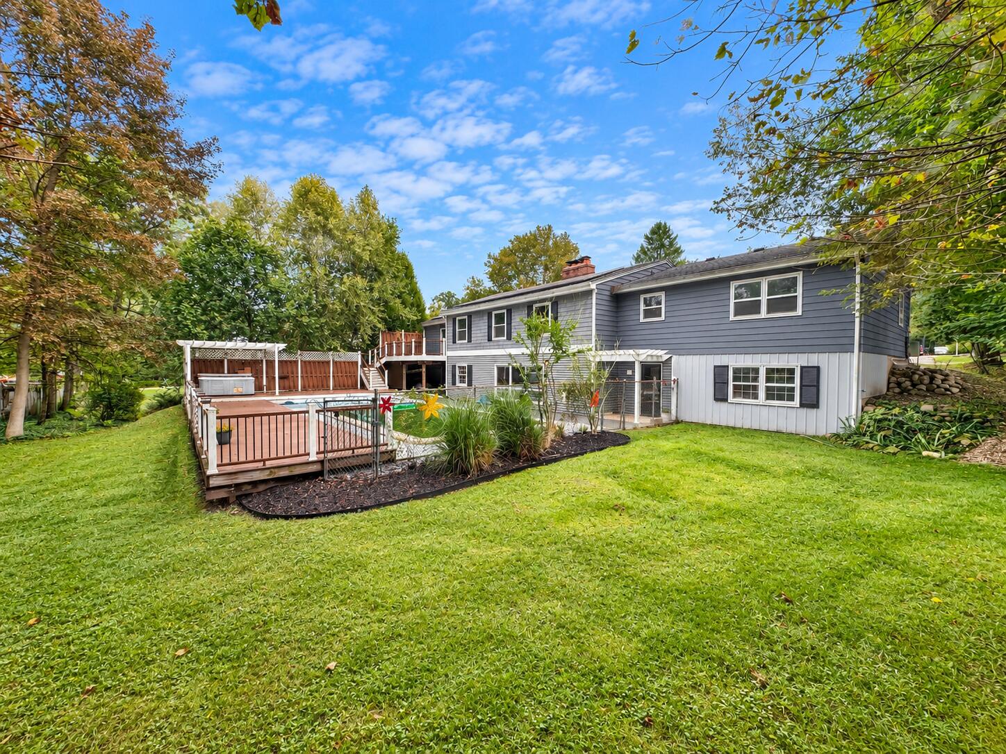 2134 Sycamore Lane Kalamazoo MI 49008