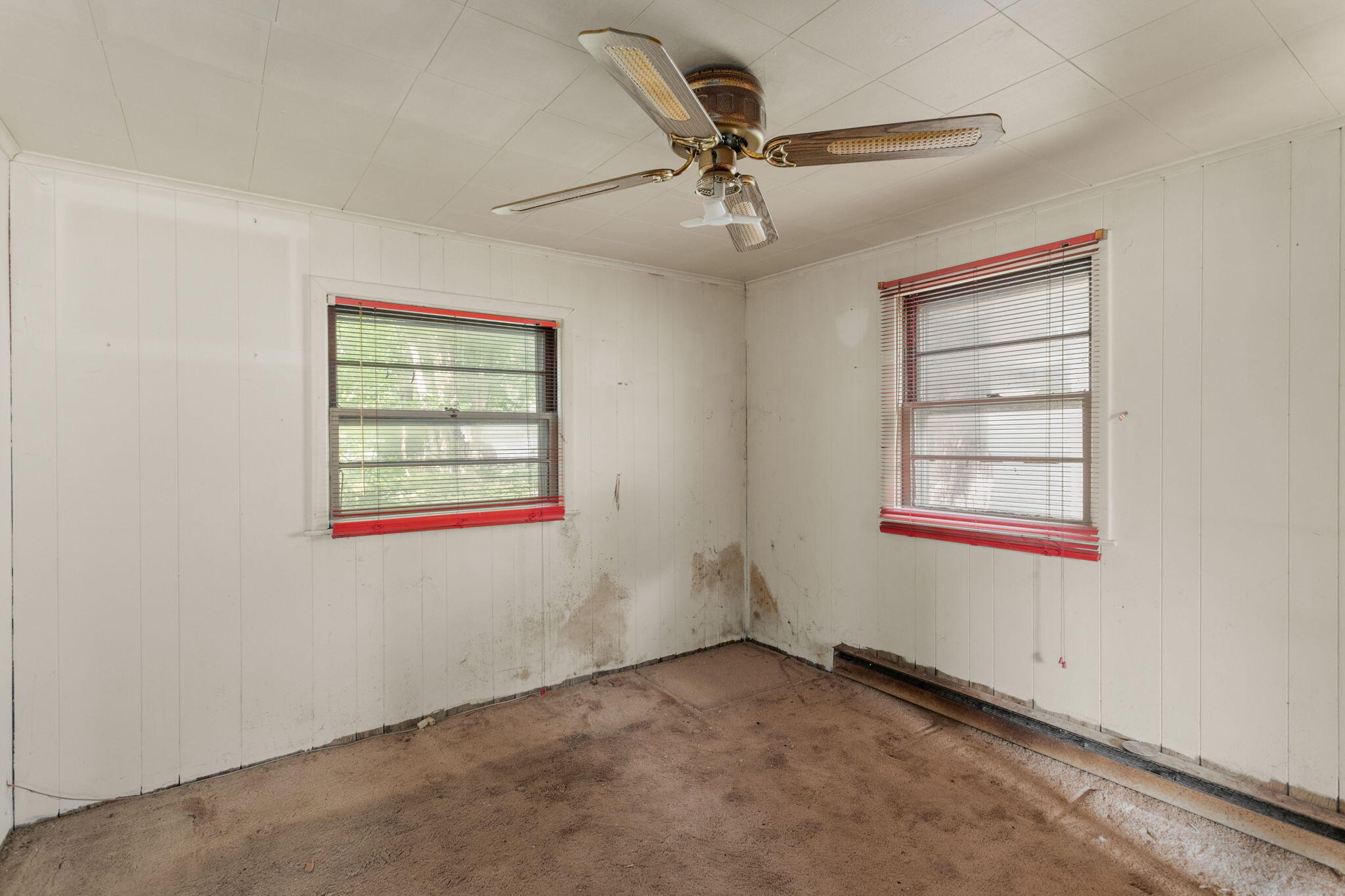 69408 Elkhart Road Edwardsburg MI 49112