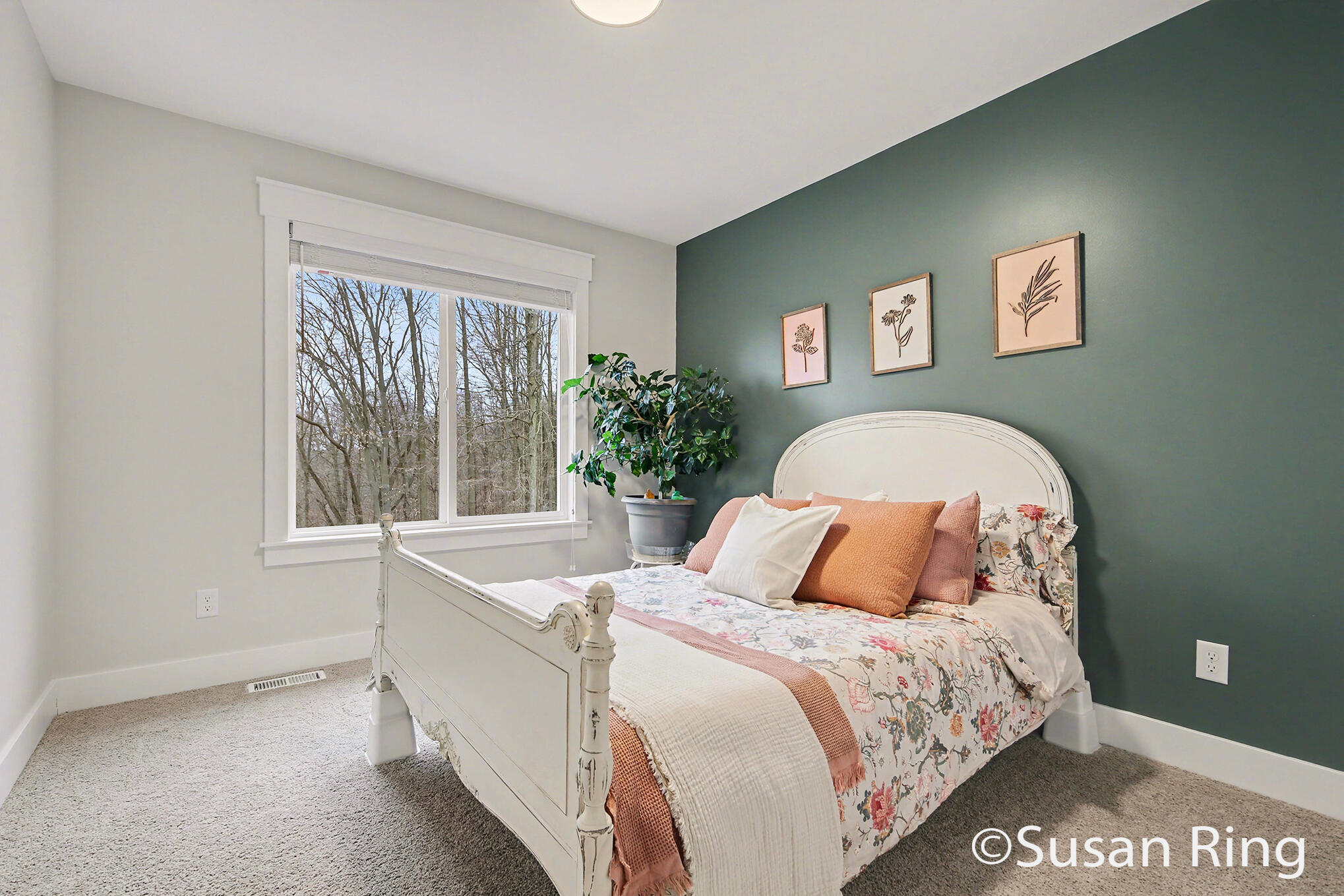 7290 Crossridge Drive SE Grand Rapids MI 49512