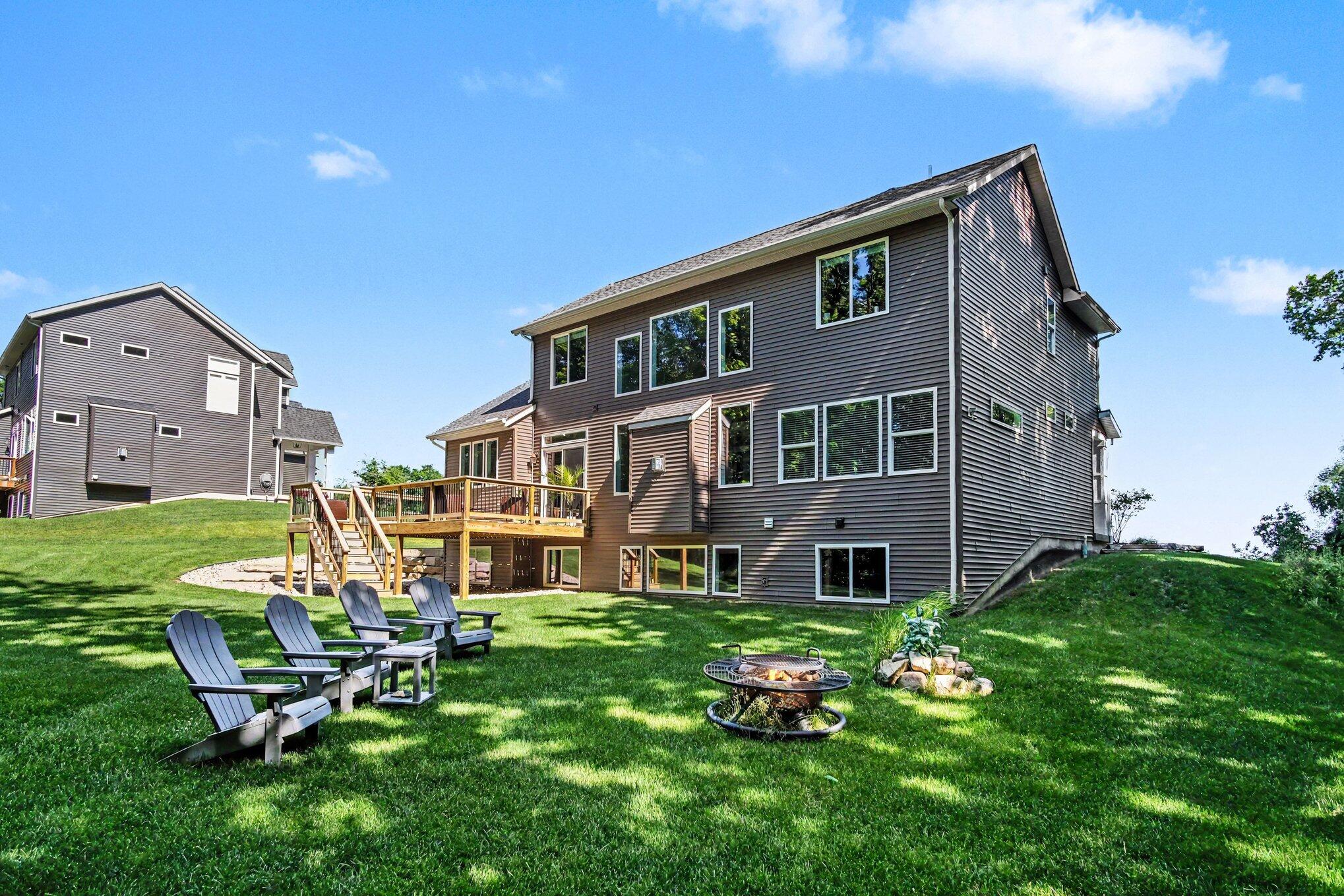 7290 Crossridge Drive SE Grand Rapids MI 49512