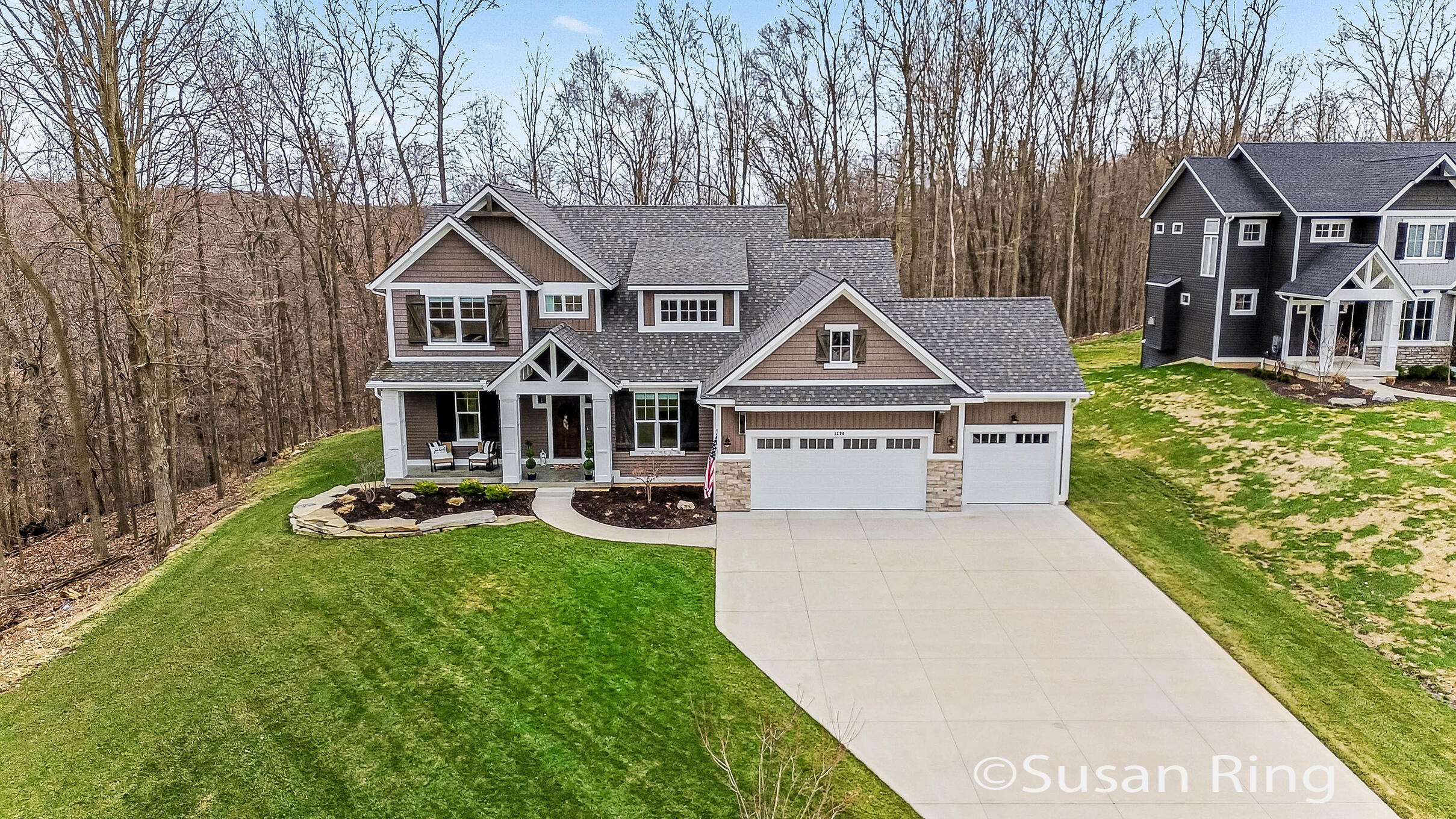 7290 Crossridge Drive SE Grand Rapids MI 49512