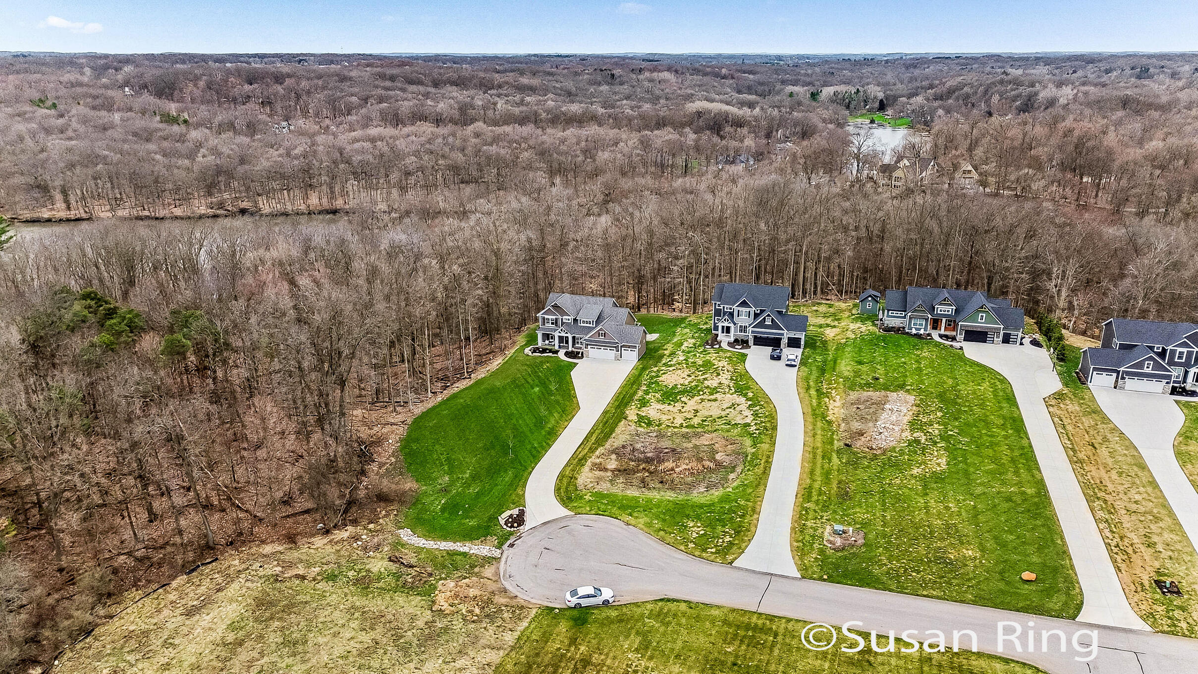 7290 Crossridge Drive SE Grand Rapids MI 49512