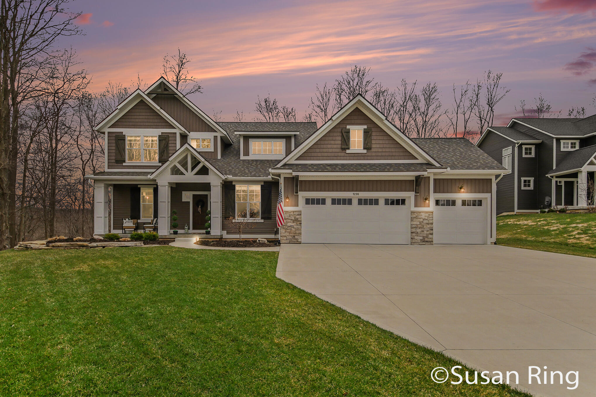 7290 Crossridge Drive SE Grand Rapids MI 49512