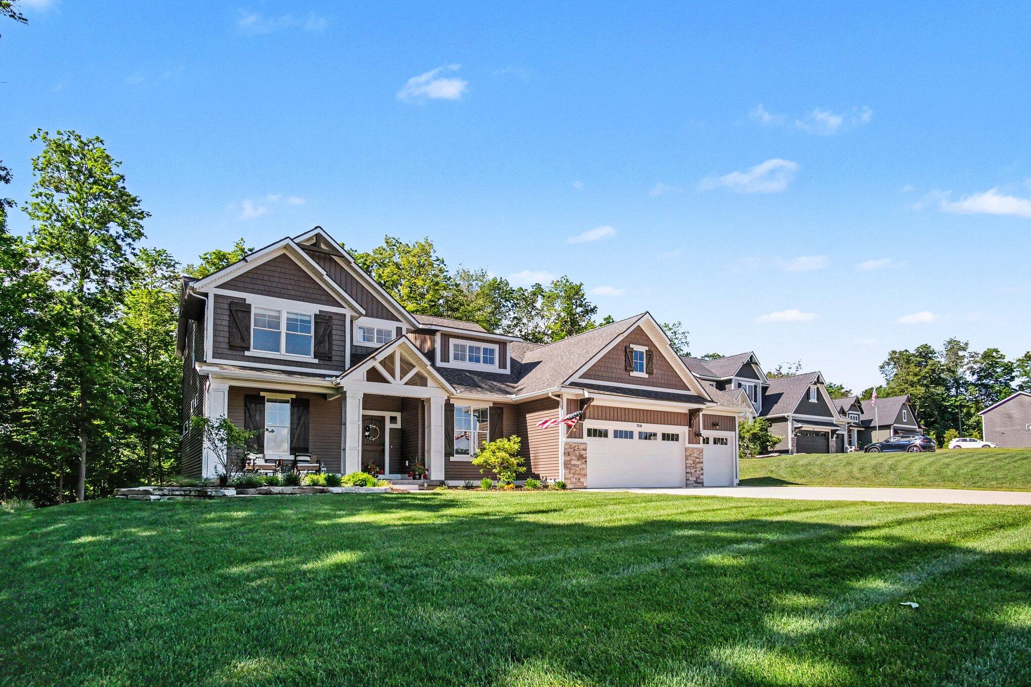 7290 Crossridge Drive SE Grand Rapids MI 49512