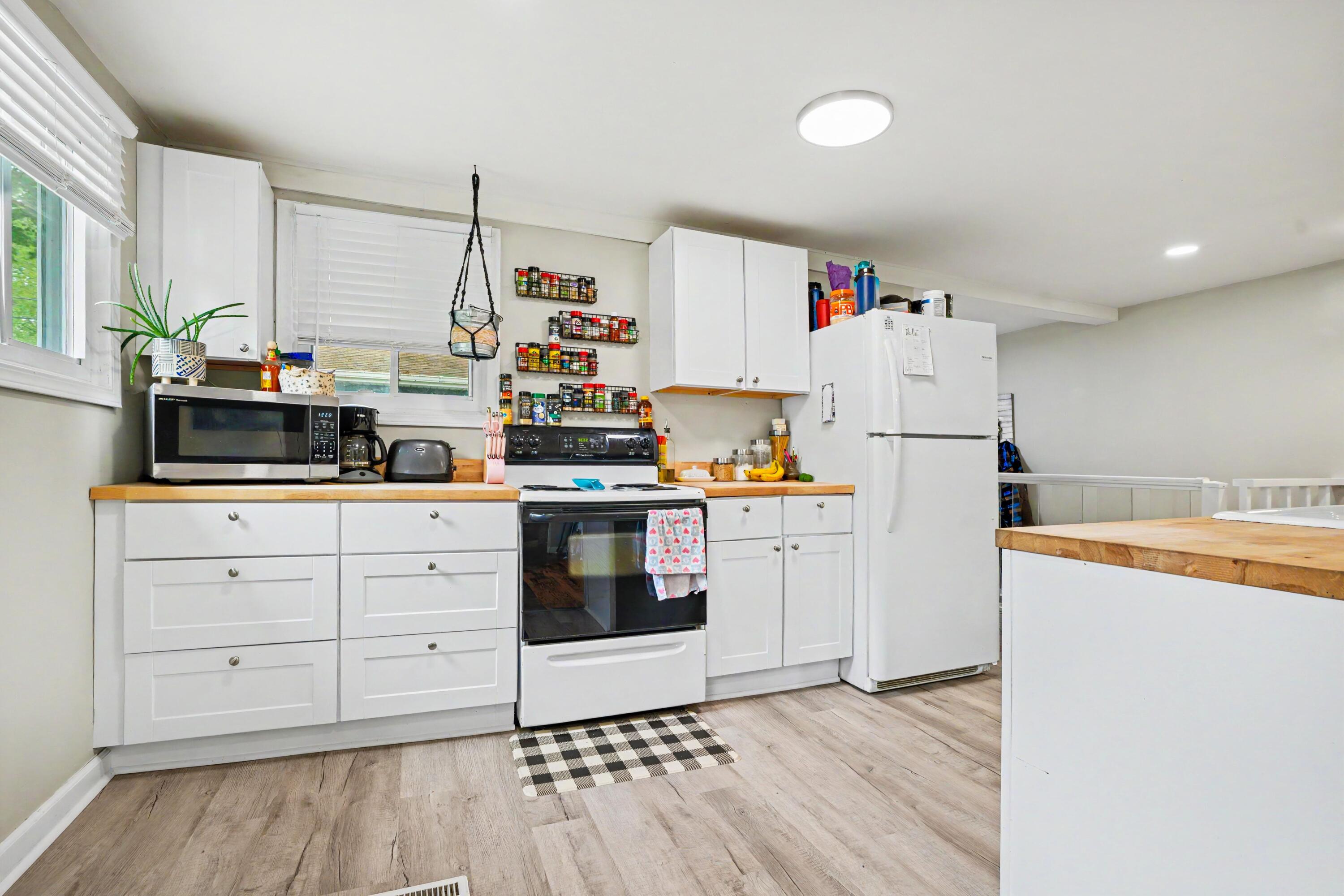 510 W 3rd Street Buchanan MI 49107
