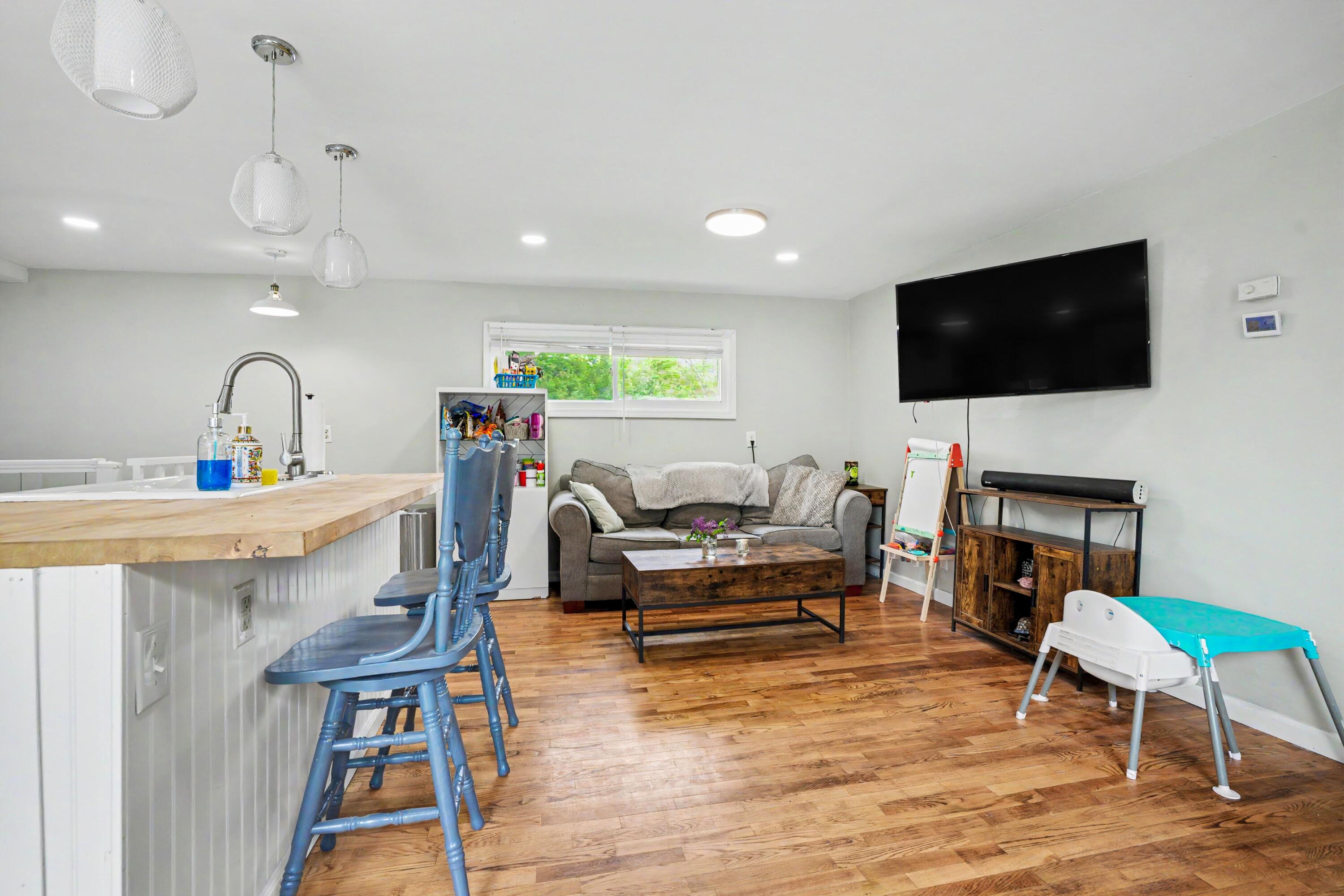 510 W 3rd Street Buchanan MI 49107