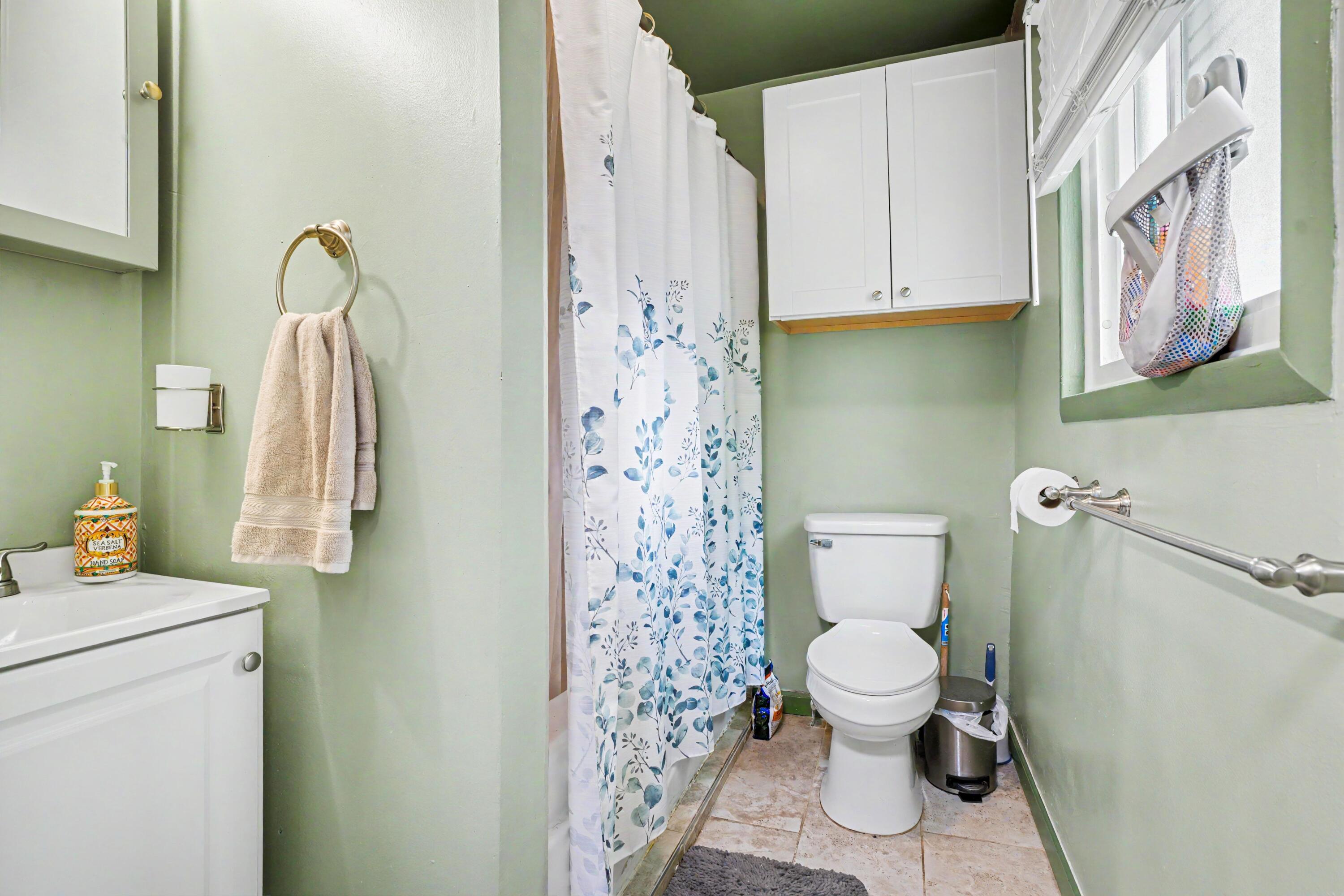 510 W 3rd Street Buchanan MI 49107