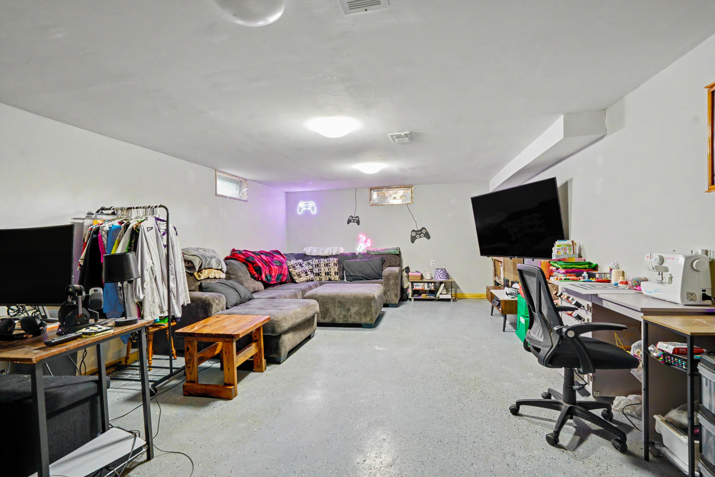 510 W 3rd Street Buchanan MI 49107