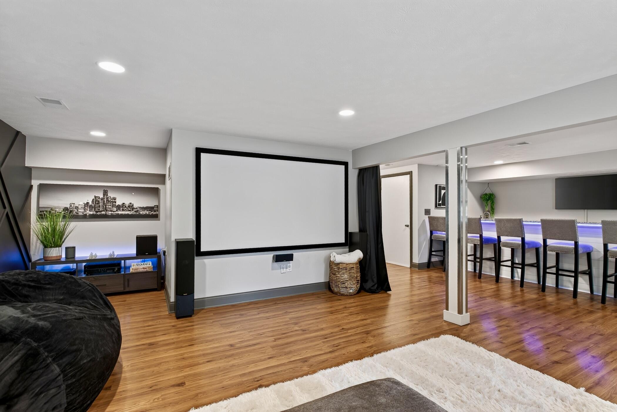 1329 Dewberry Court NE Grand Rapids MI 49505