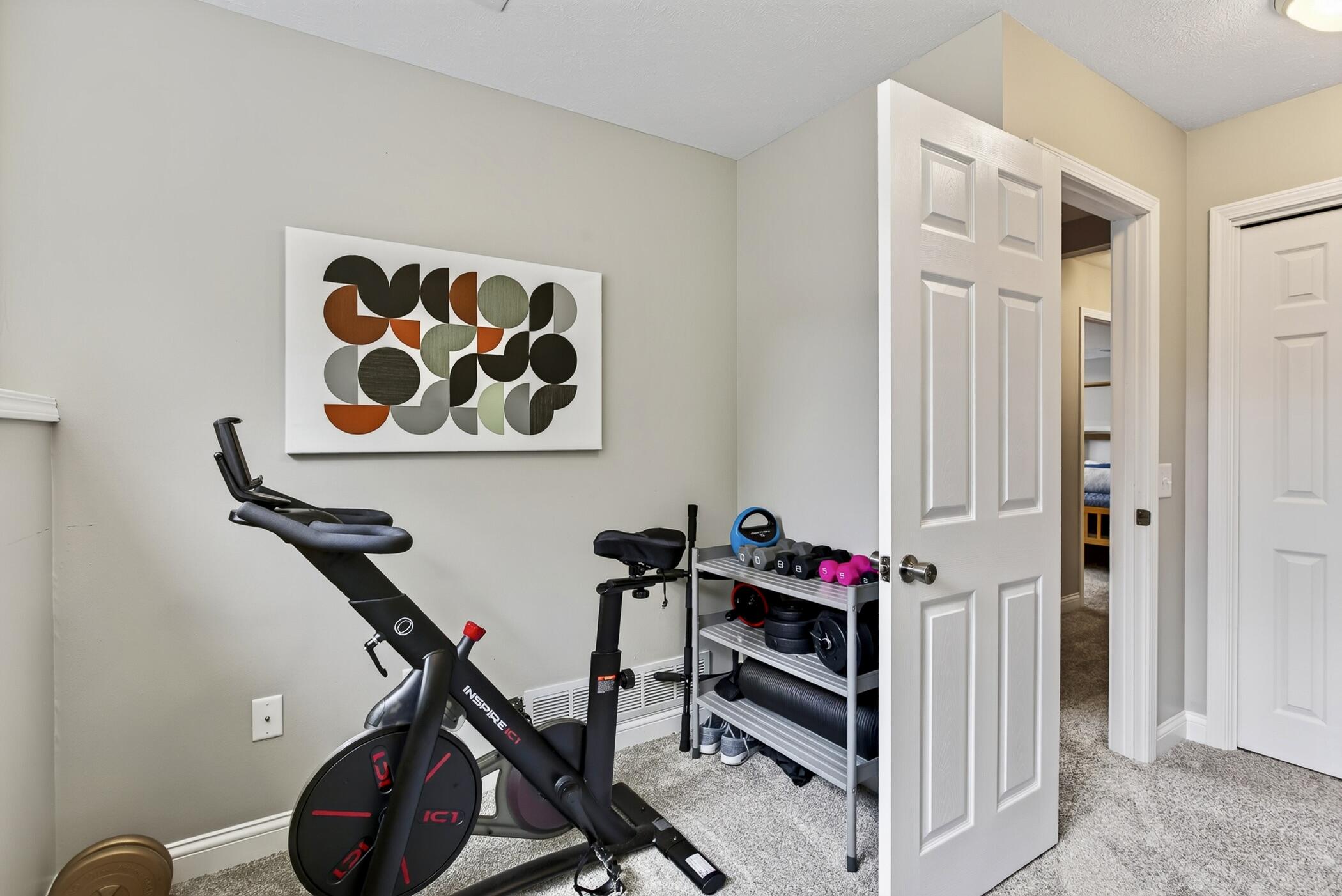 1329 Dewberry Court NE Grand Rapids MI 49505