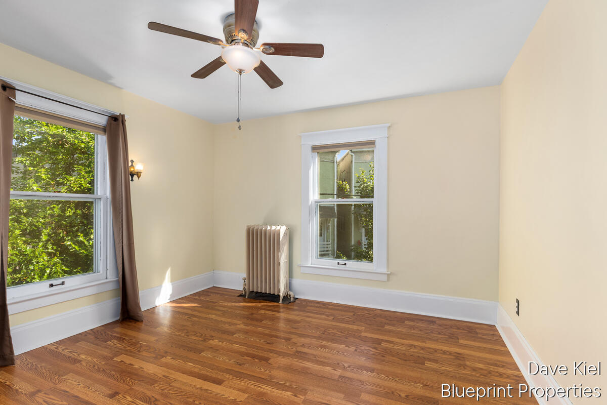 643 Lake Drive SE Grand Rapids MI 49503