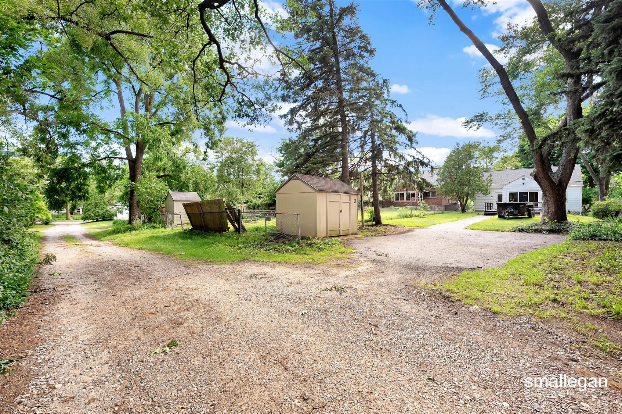 820 Diamond Avenue NE Grand Rapids MI 49503