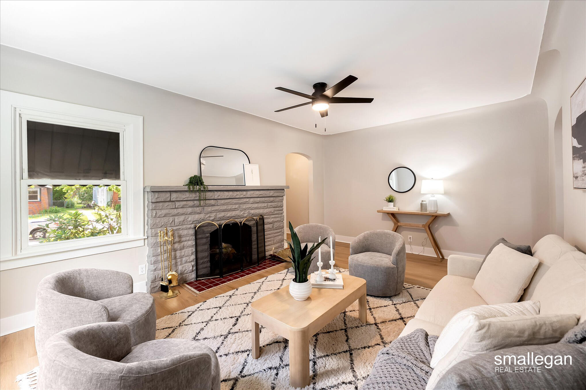 820 Diamond Avenue NE Grand Rapids MI 49503