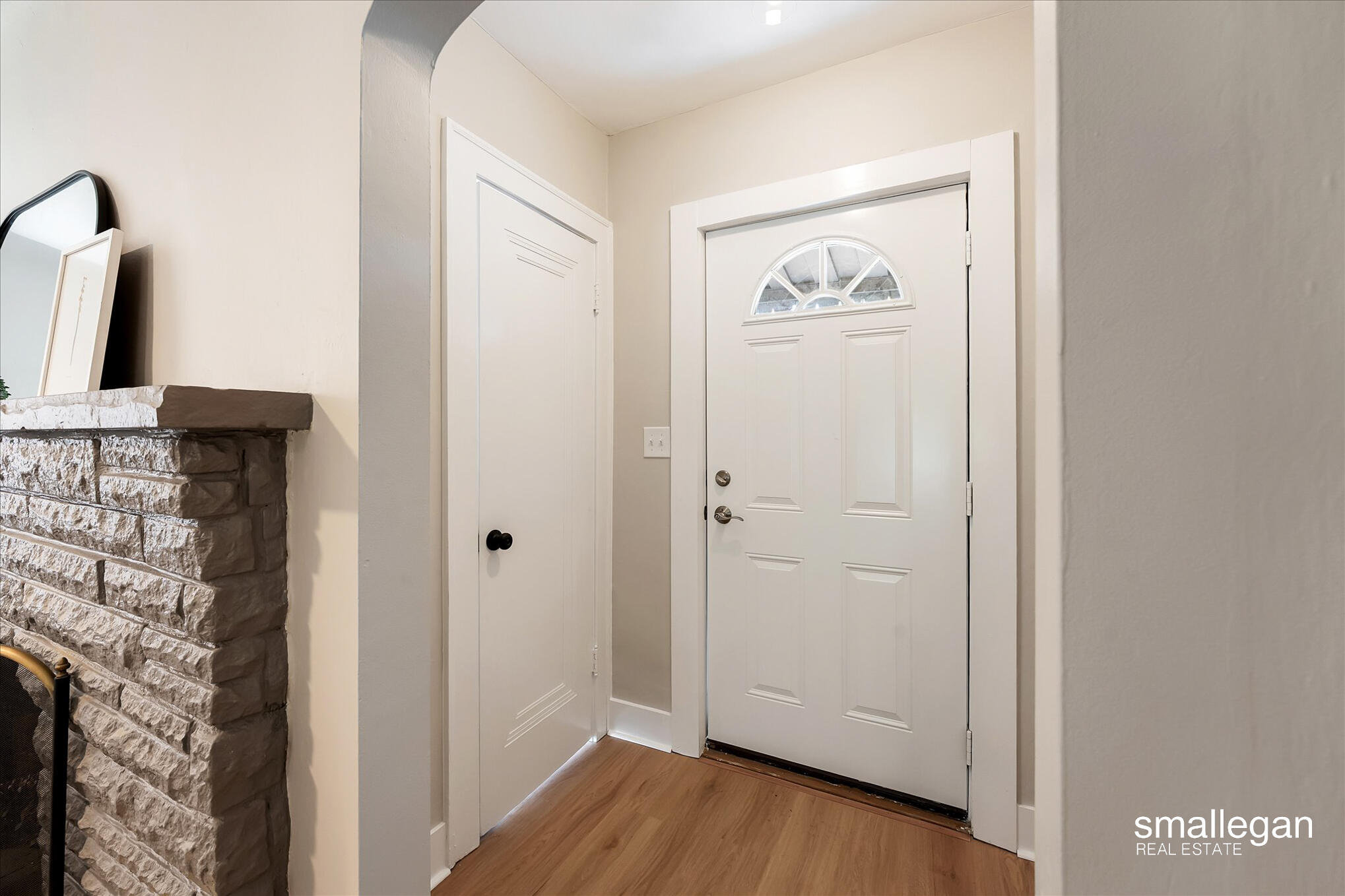 820 Diamond Avenue NE Grand Rapids MI 49503