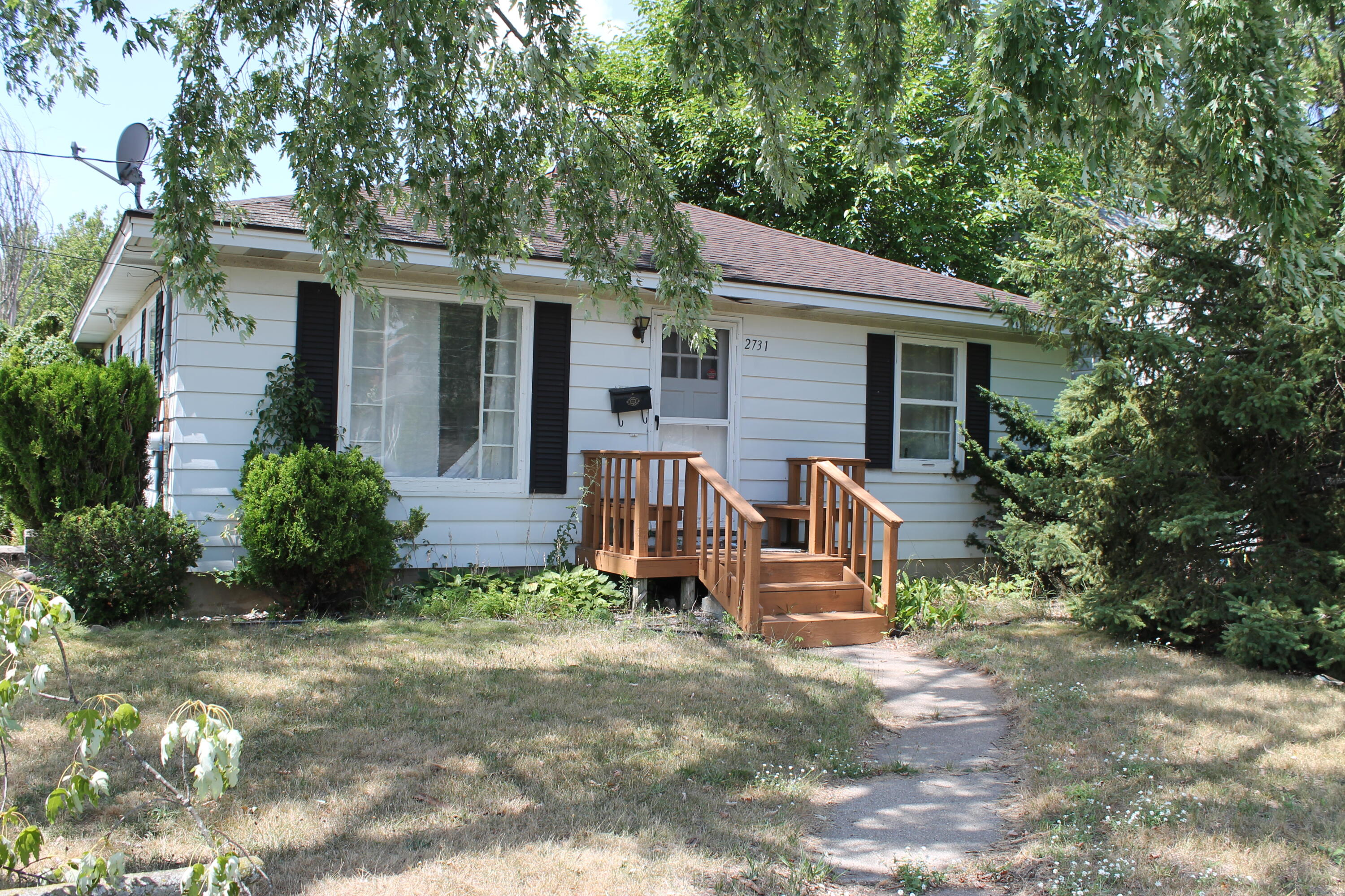 2731 Eastern Avenue SE Grand Rapids MI 49507