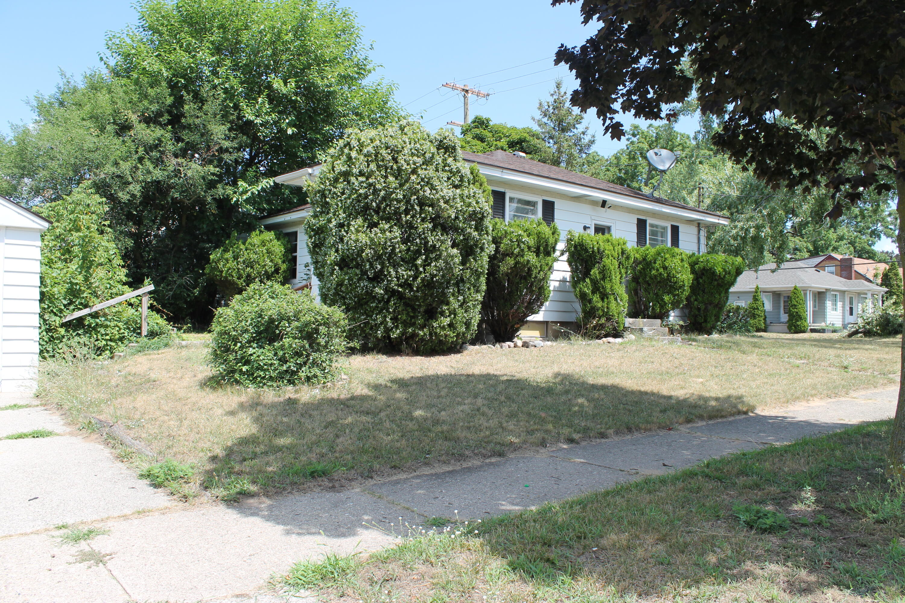 2731 Eastern Avenue SE Grand Rapids MI 49507