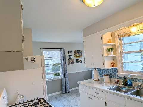 2731 Eastern Avenue SE Grand Rapids MI 49507