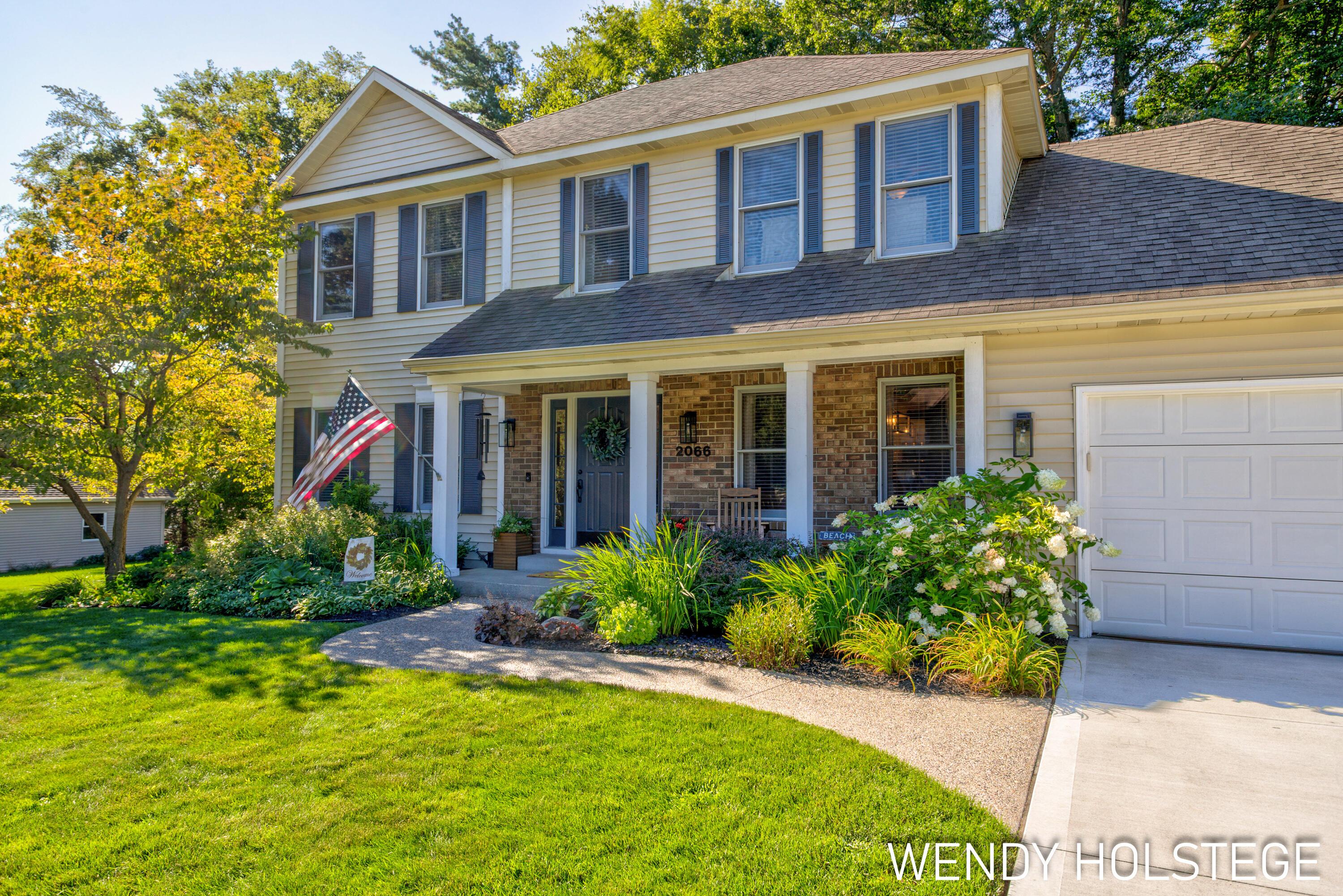 2066 Woodlark Drive Holland MI 49424