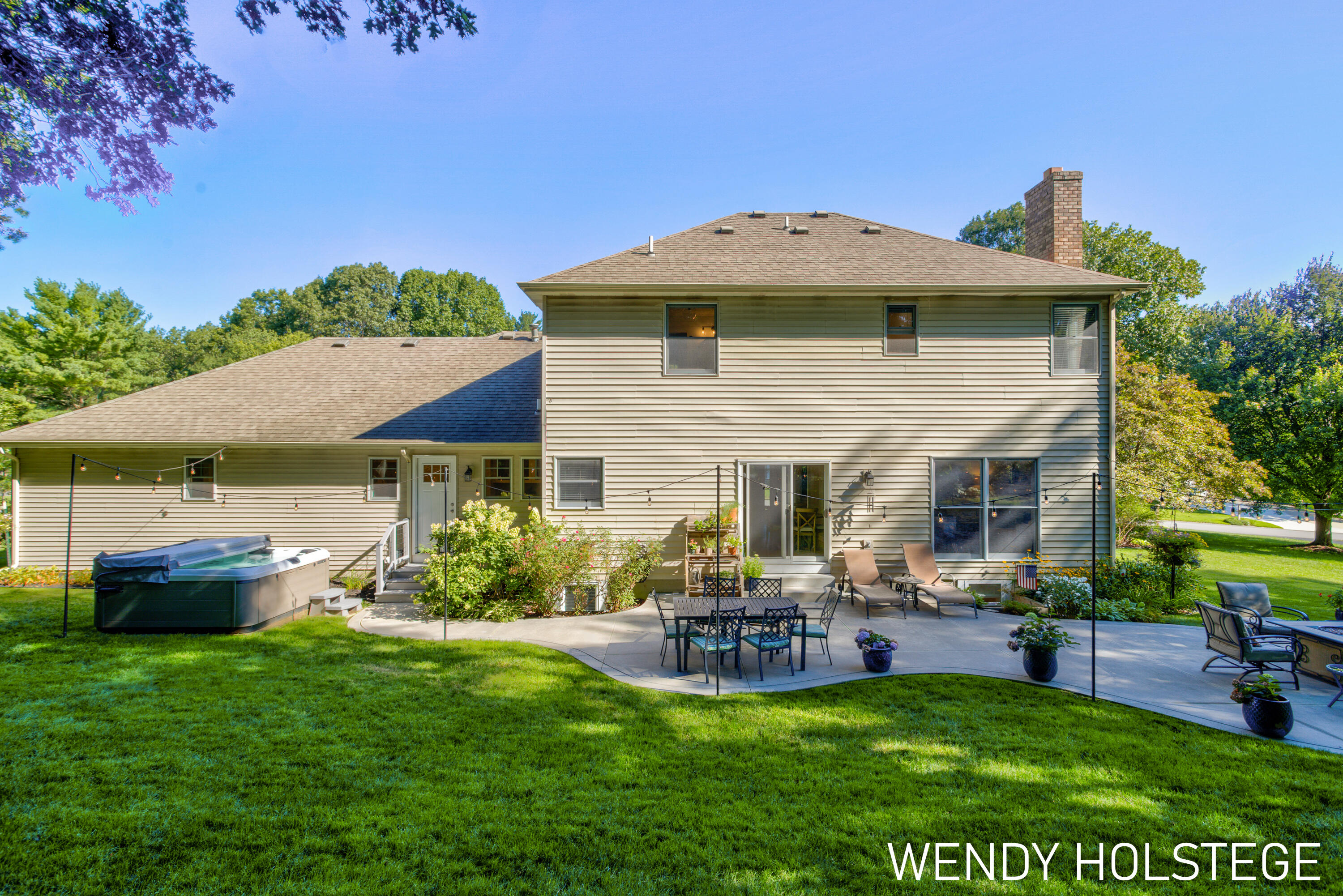 2066 Woodlark Drive Holland MI 49424