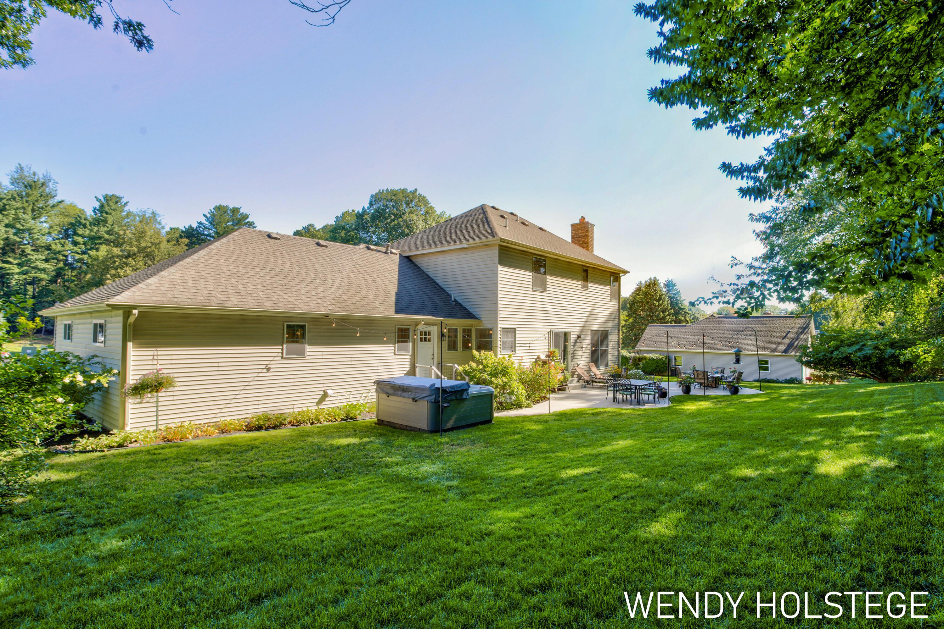 2066 Woodlark Drive Holland MI 49424