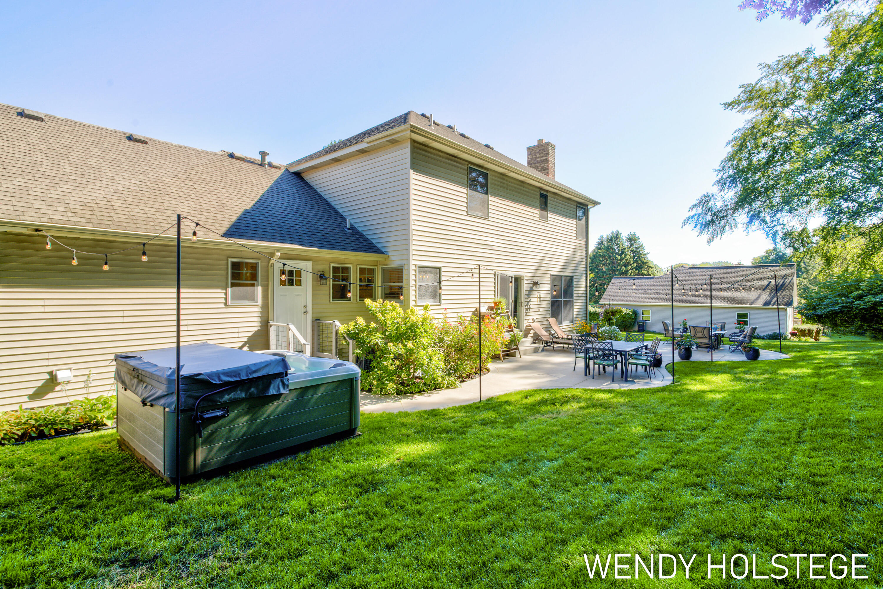 2066 Woodlark Drive Holland MI 49424