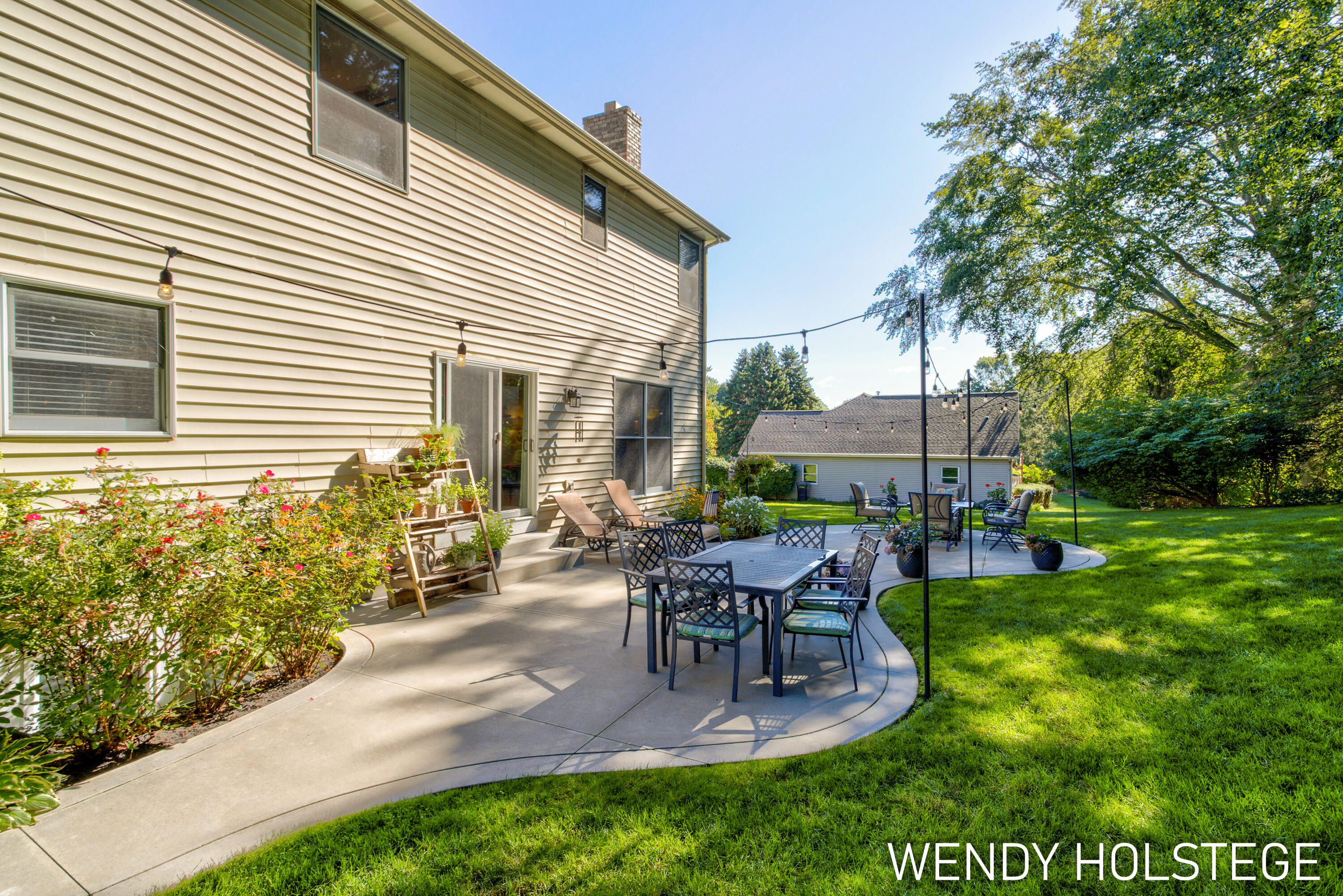 2066 Woodlark Drive Holland MI 49424