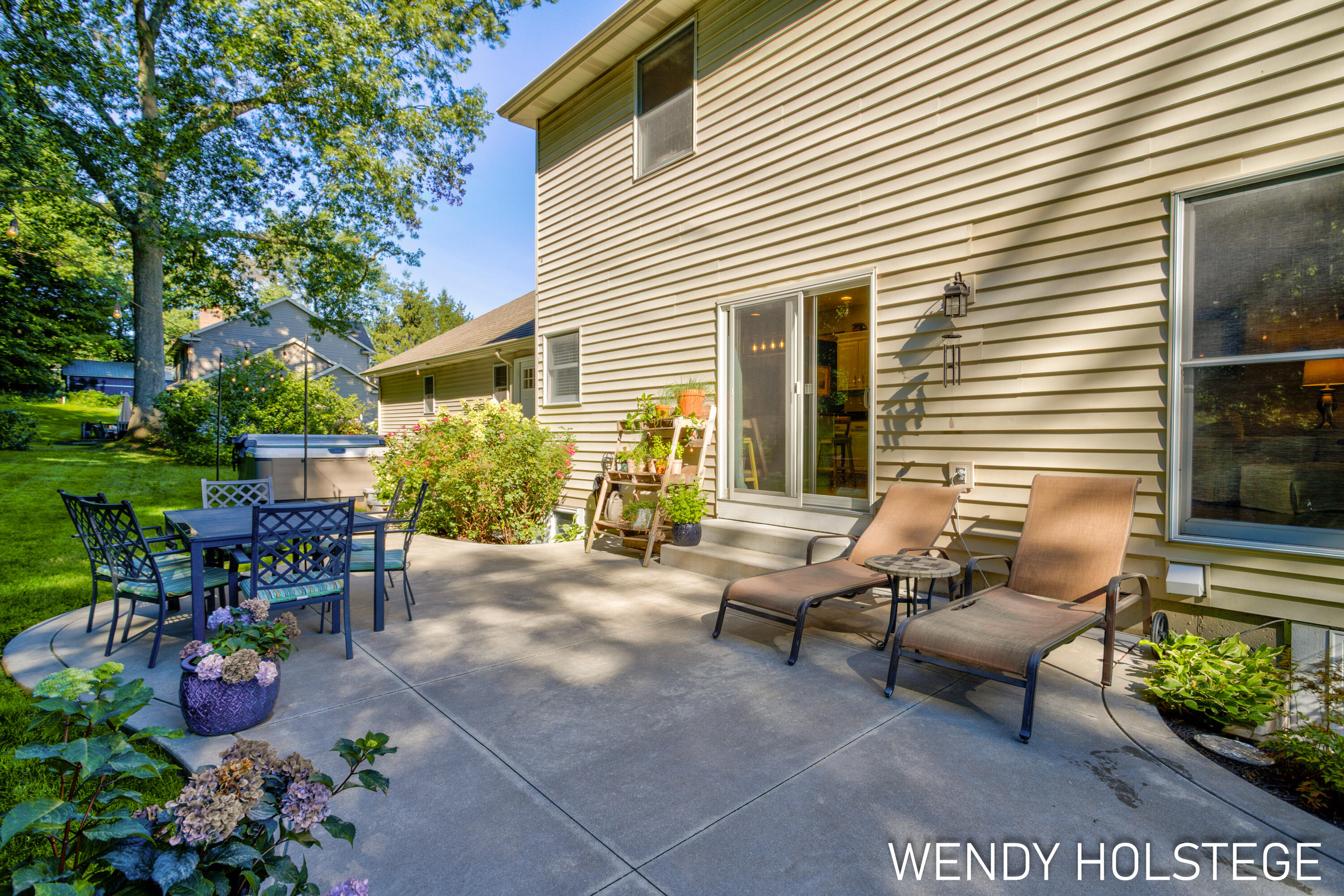 2066 Woodlark Drive Holland MI 49424