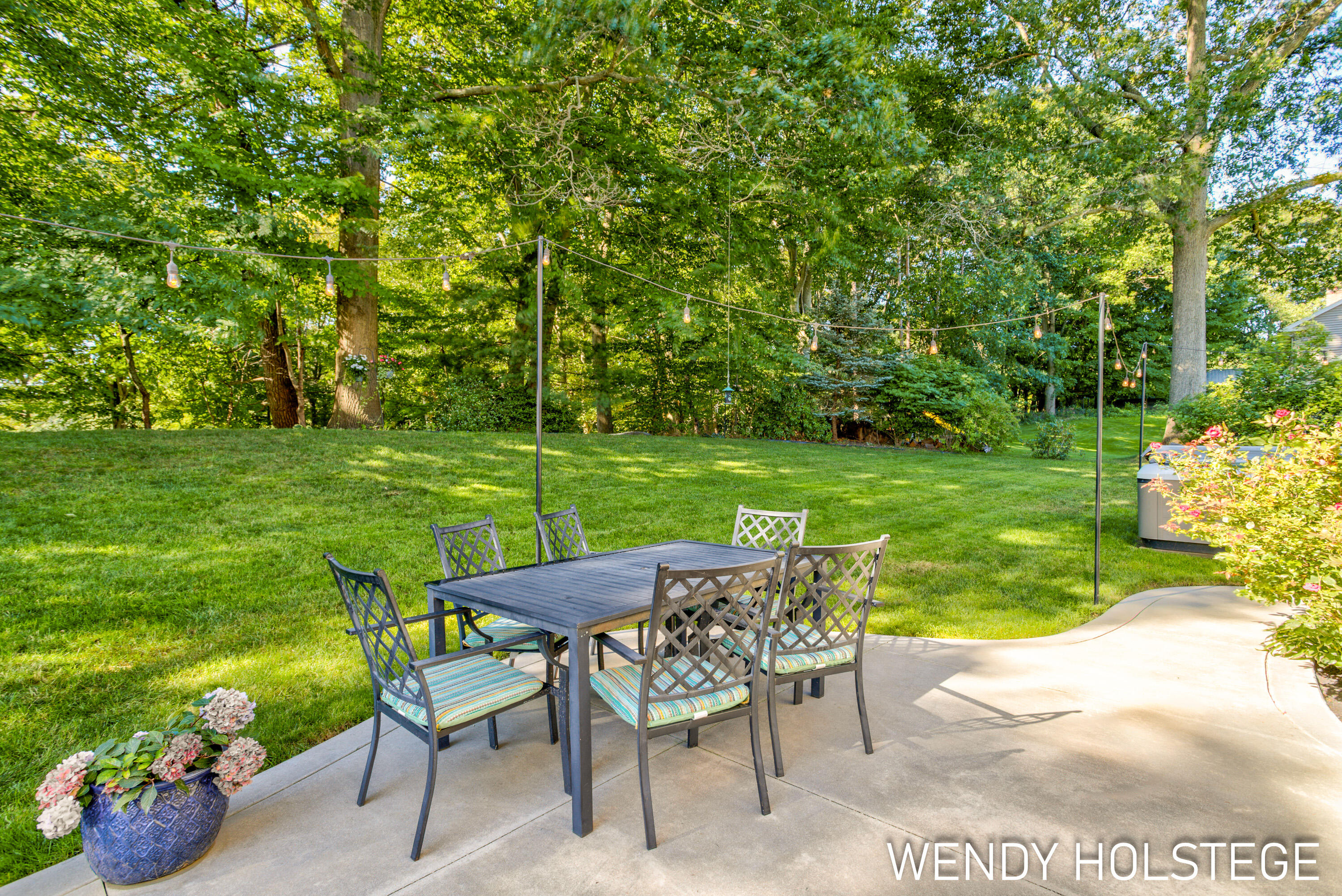 2066 Woodlark Drive Holland MI 49424