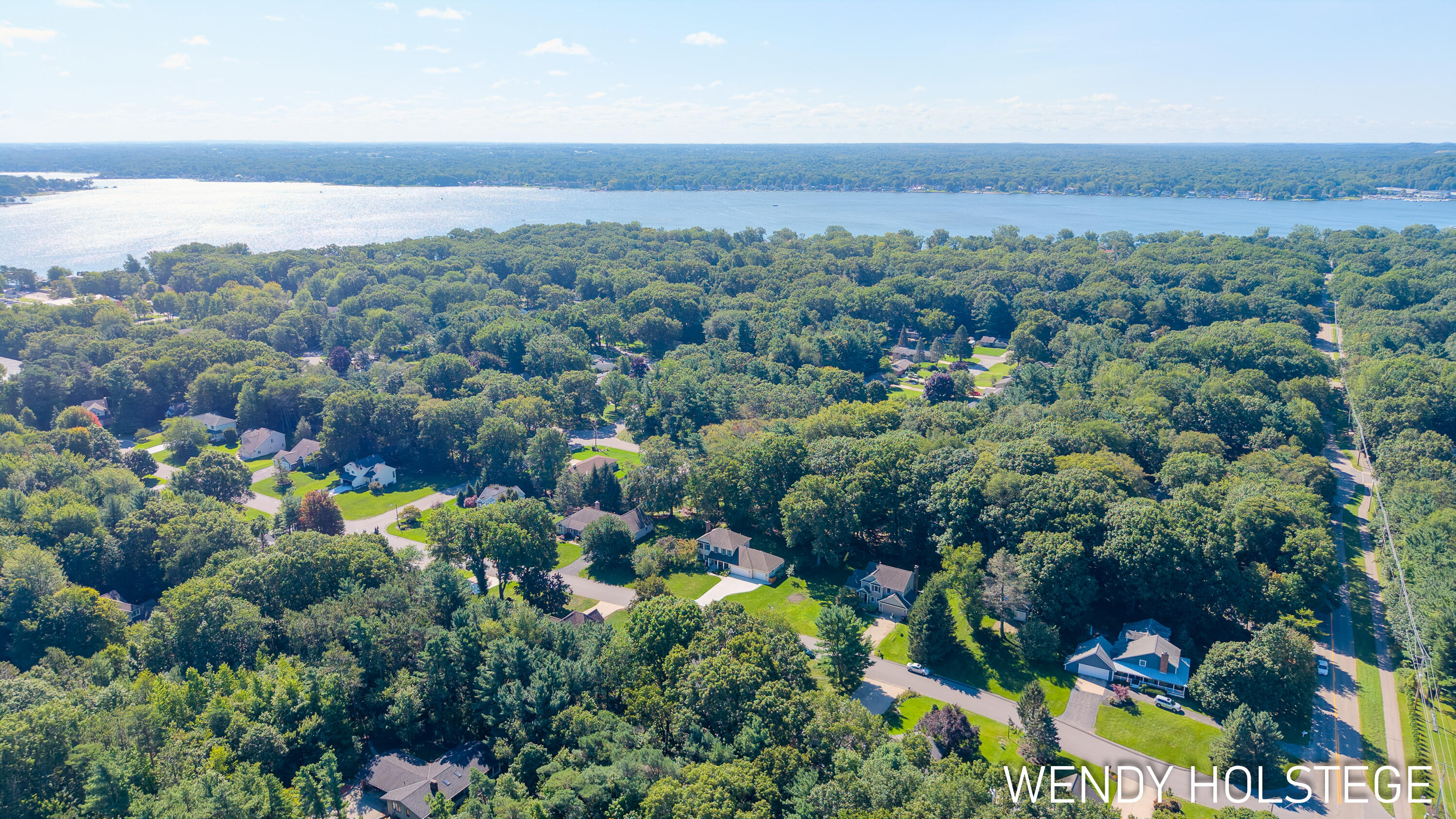 2066 Woodlark Drive Holland MI 49424