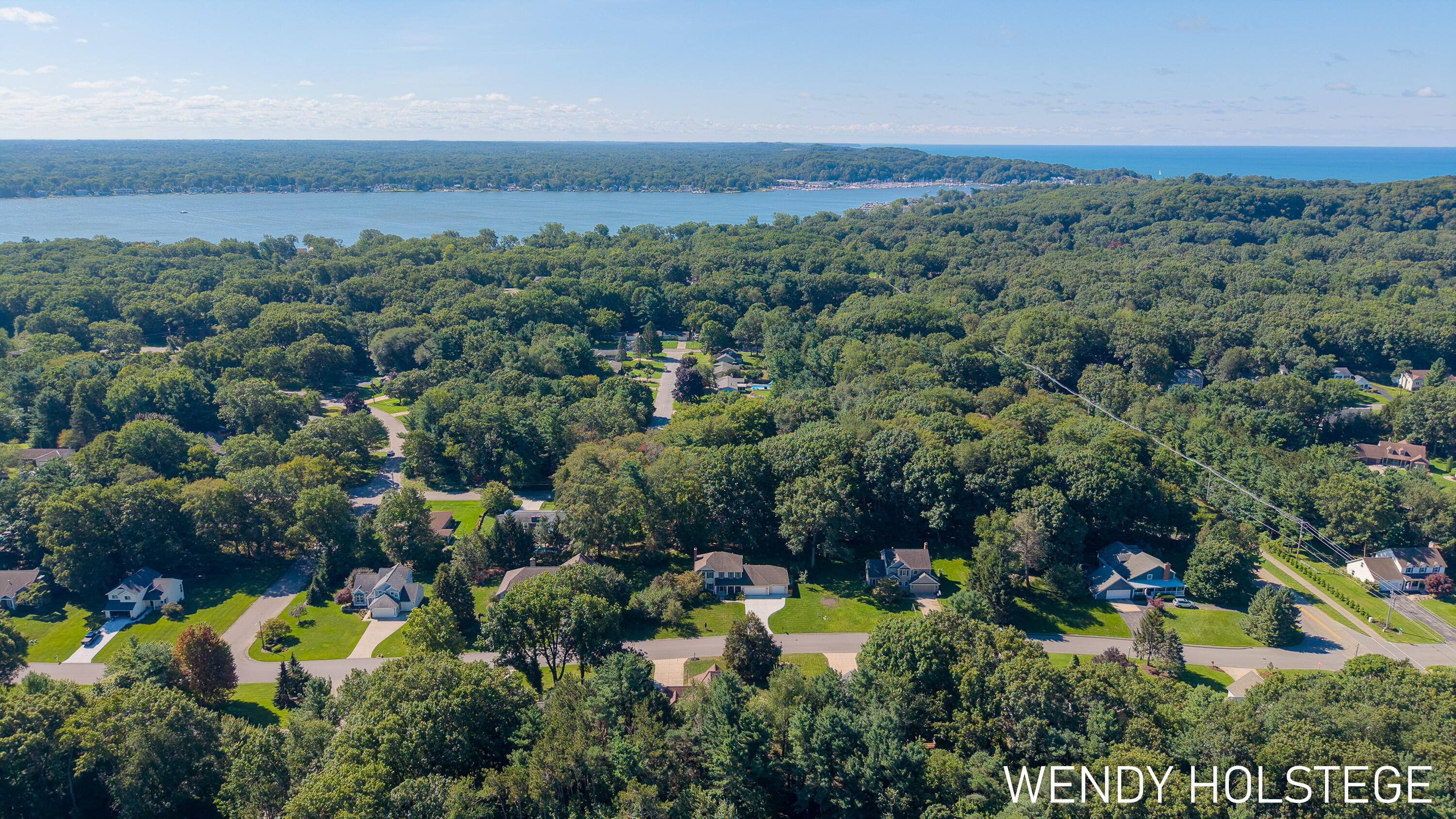 2066 Woodlark Drive Holland MI 49424