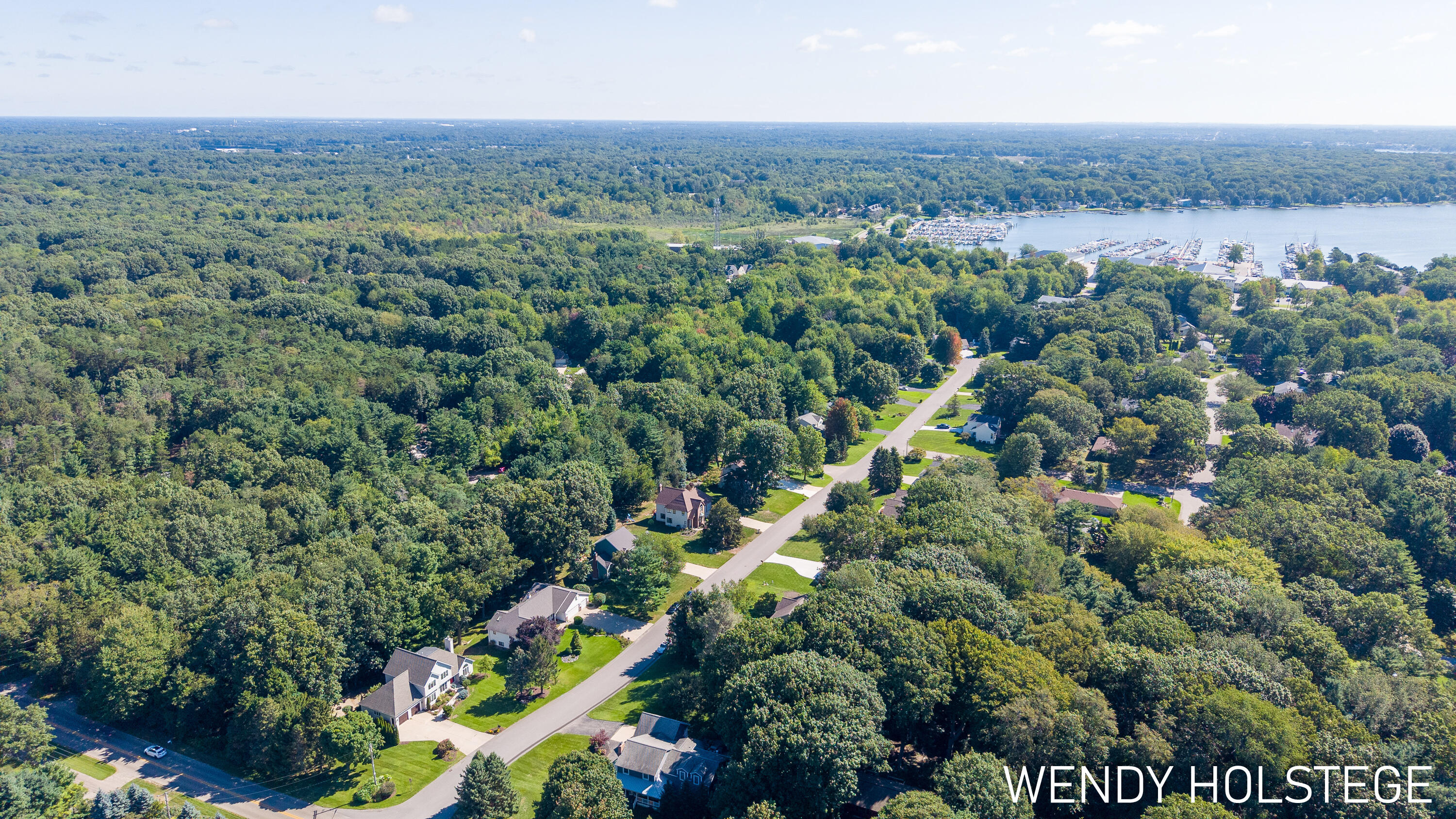 2066 Woodlark Drive Holland MI 49424