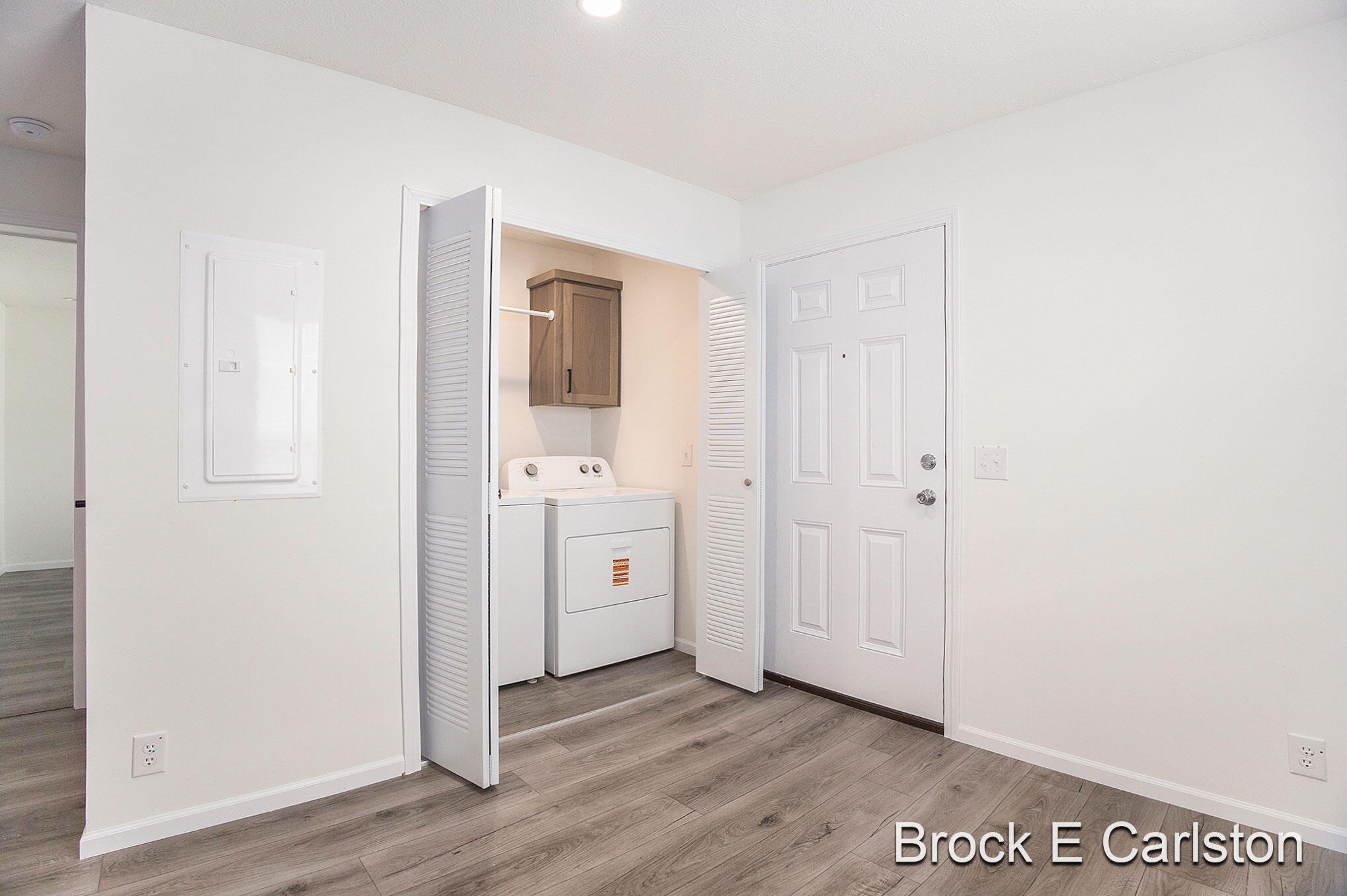 1283 E Ellis Road Norton Shores MI 49441