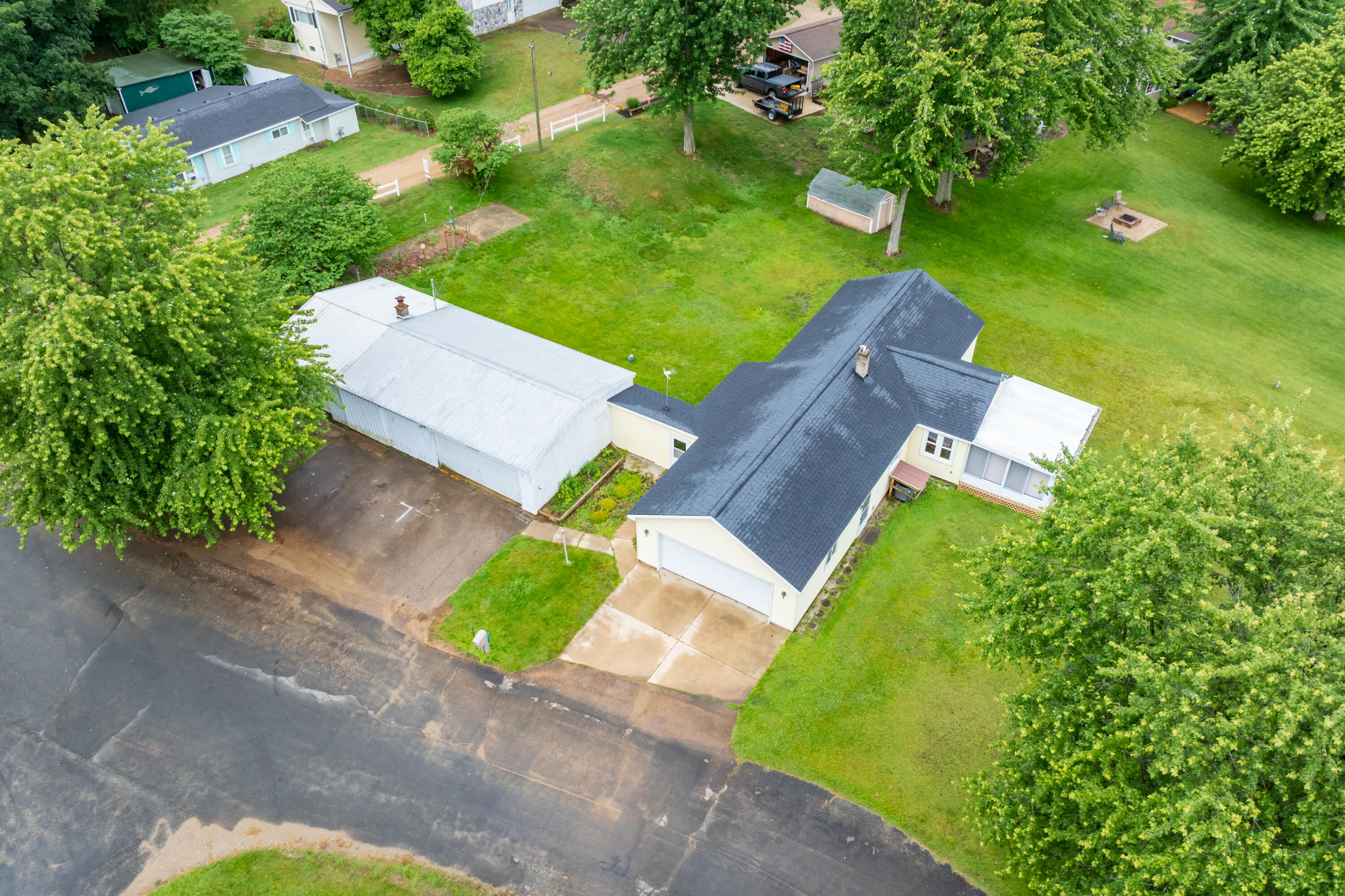 2380 33rd Street Allegan MI 49010