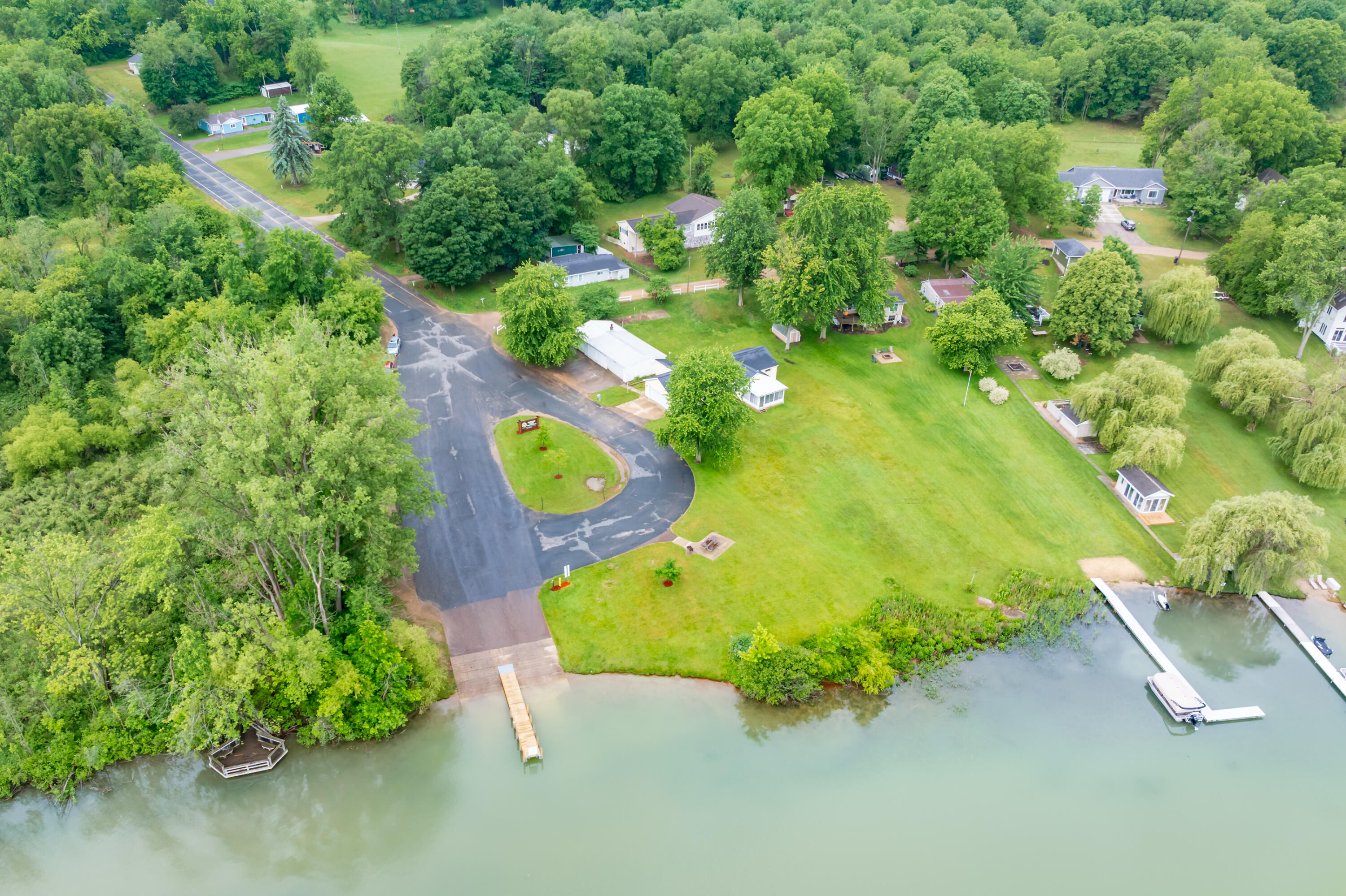2380 33rd Street Allegan MI 49010