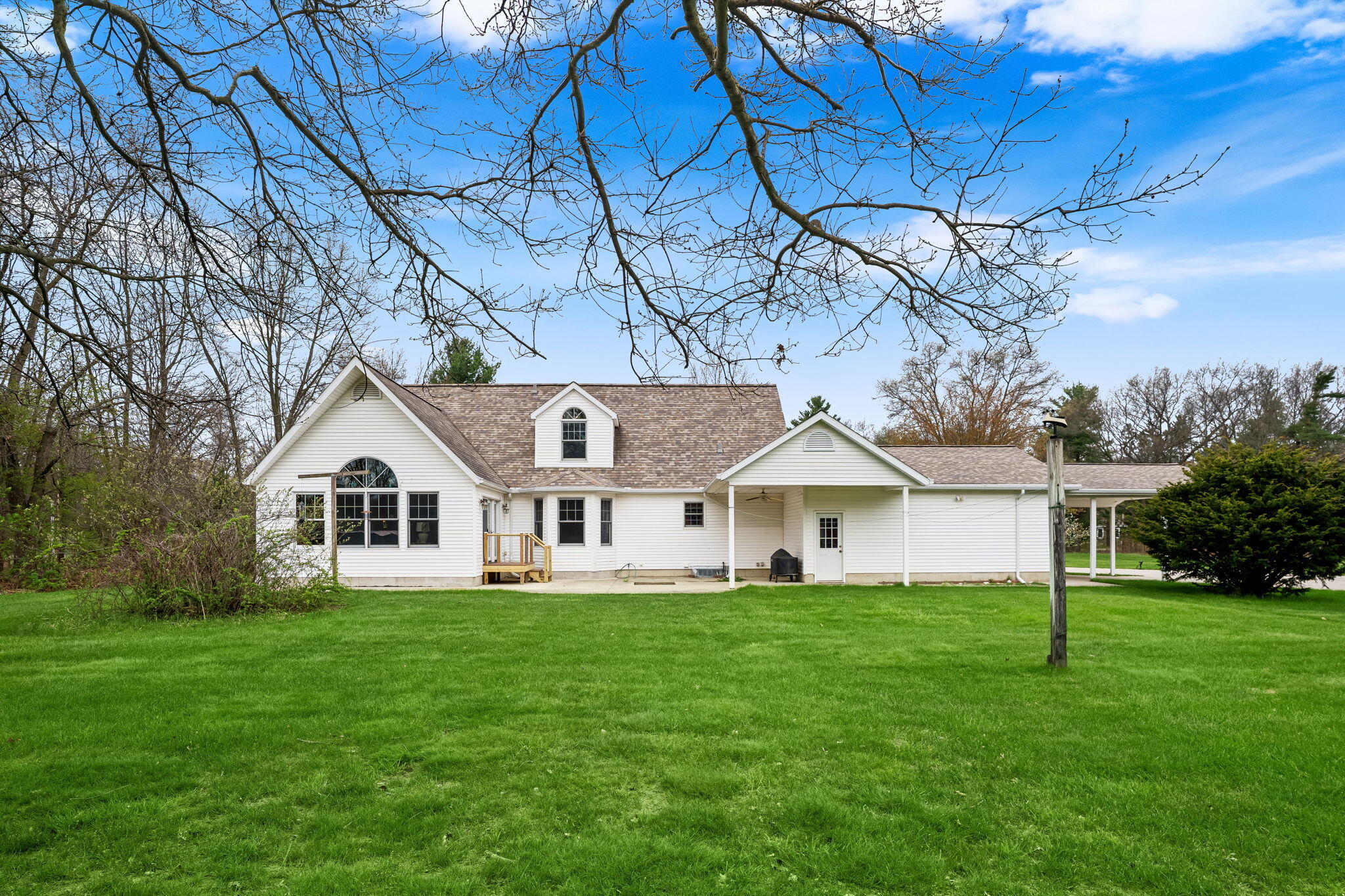 360 Chatterson Road Muskegon MI 49442