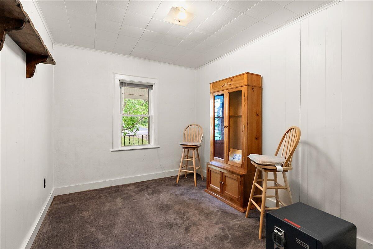 11781 8th Avenue NW Grand Rapids MI 49534