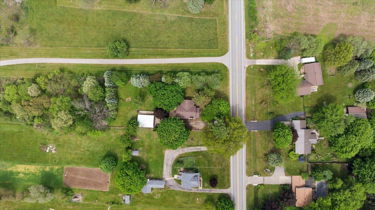 11781 8th Avenue NW Grand Rapids MI 49534