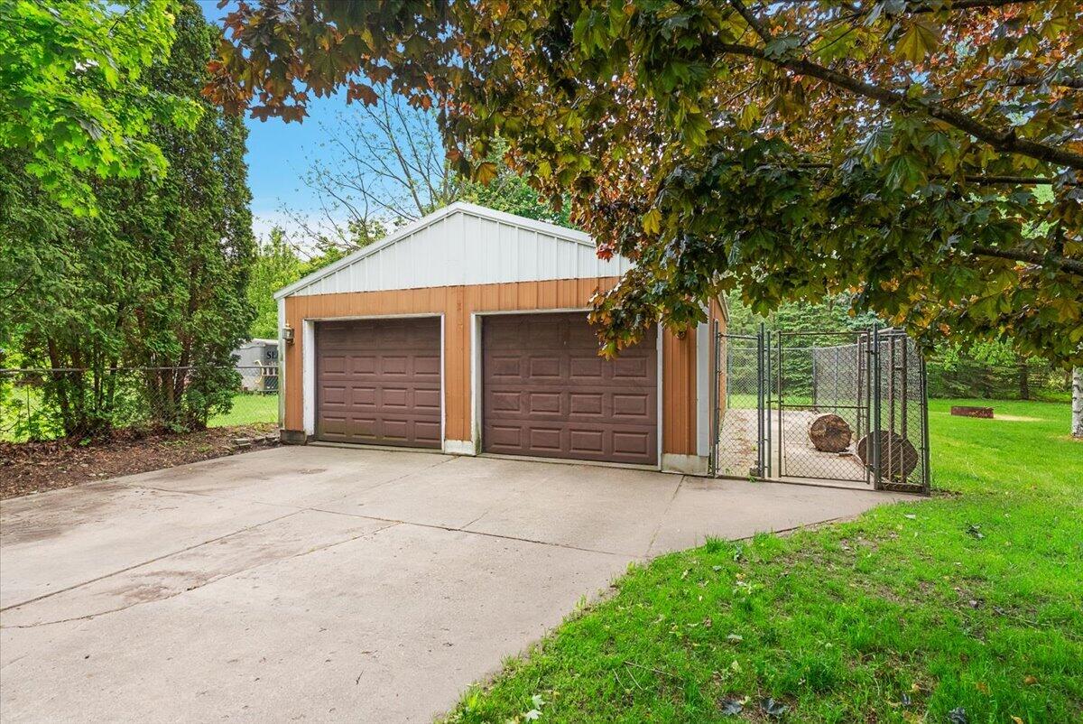 11781 8th Avenue NW Grand Rapids MI 49534