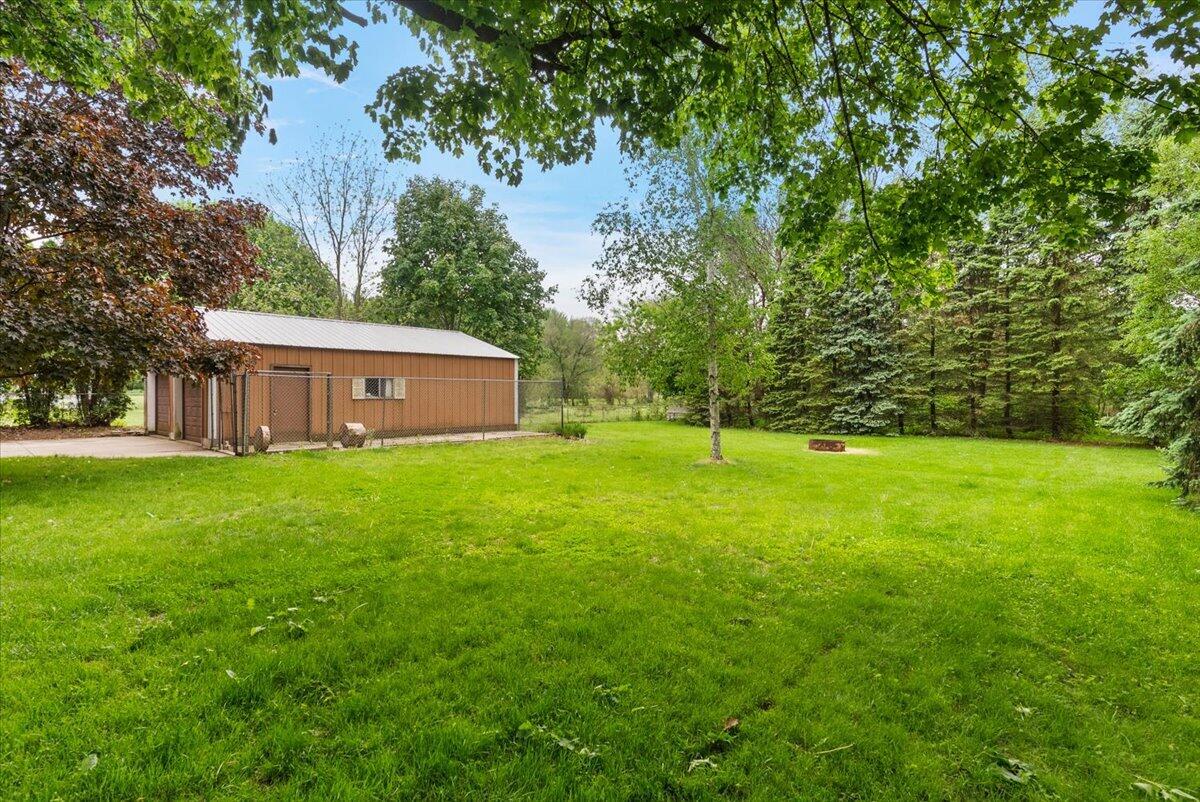 11781 8th Avenue NW Grand Rapids MI 49534