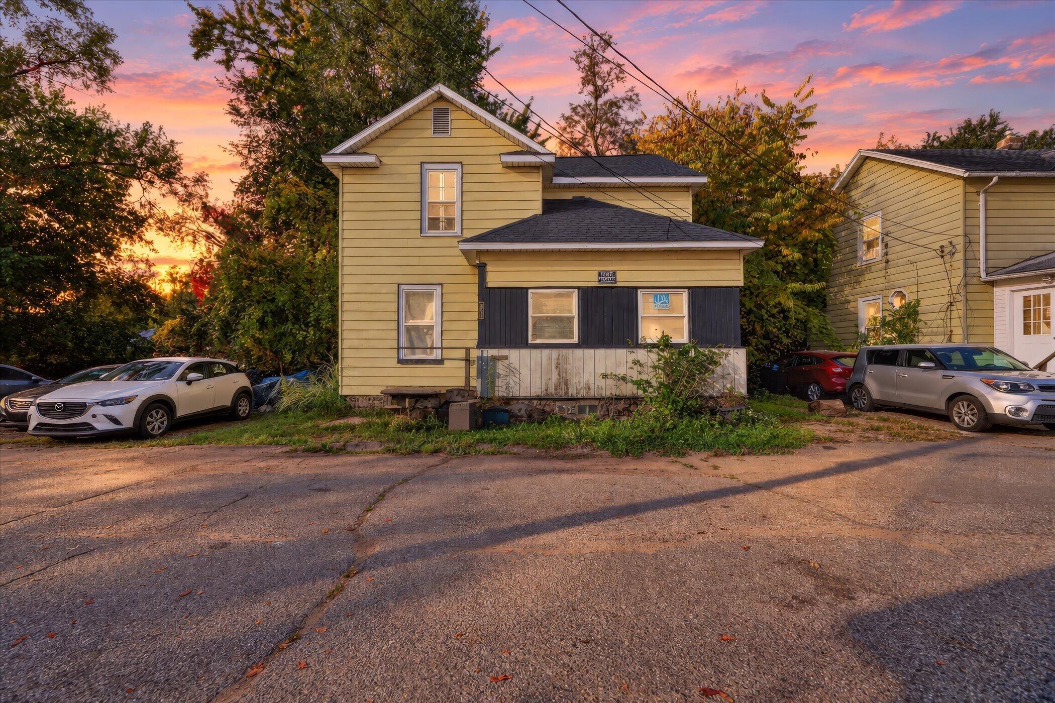 1004 Newland Place Kalamazoo MI 49001