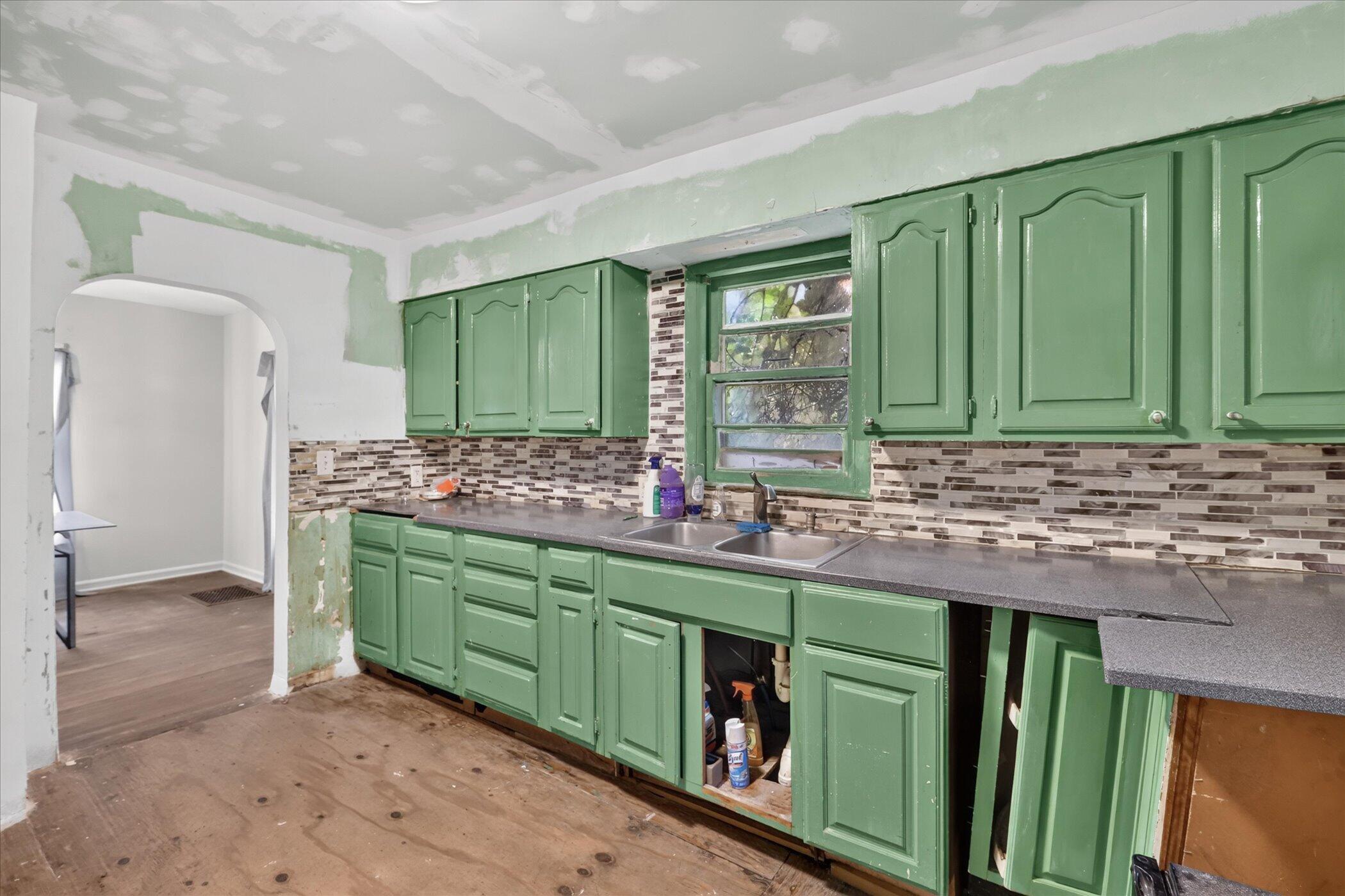 1004 Newland Place Kalamazoo MI 49001