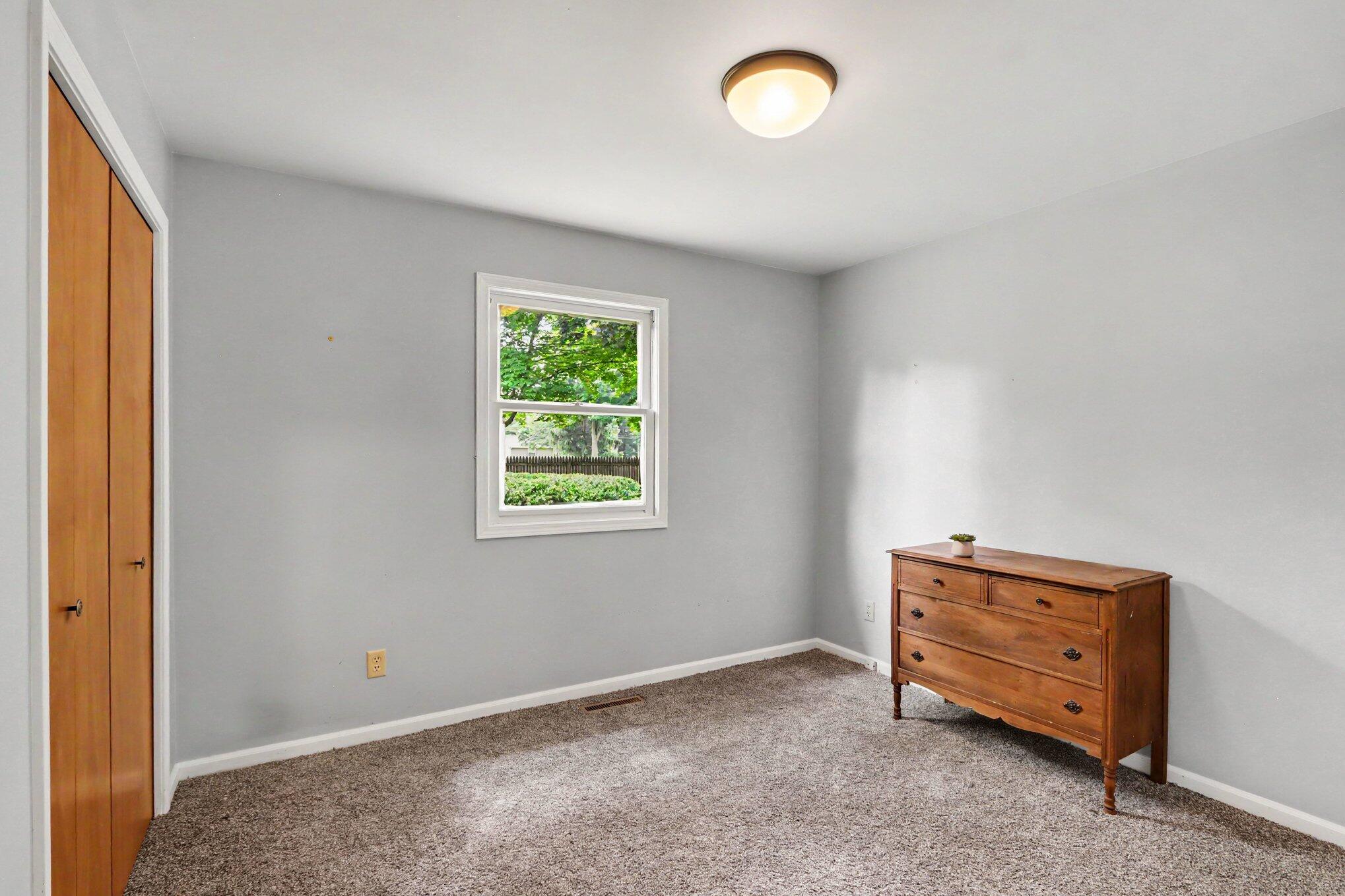 7611 Thrasher Lane Kalamazoo MI 49009