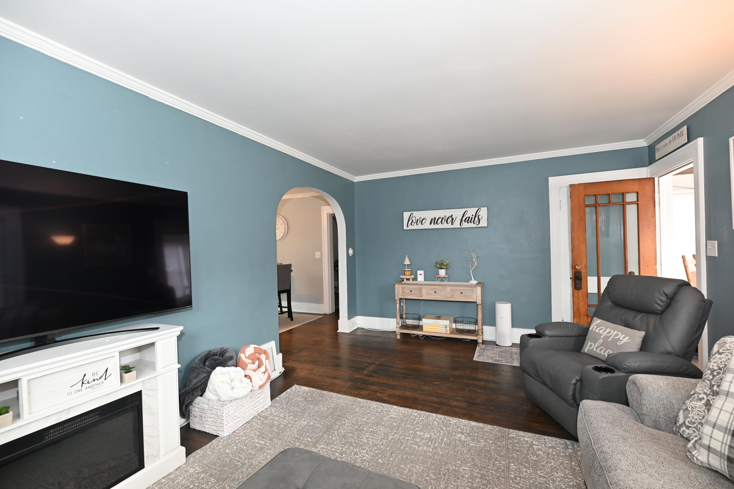 2362 Denmark Street Muskegon MI 49441