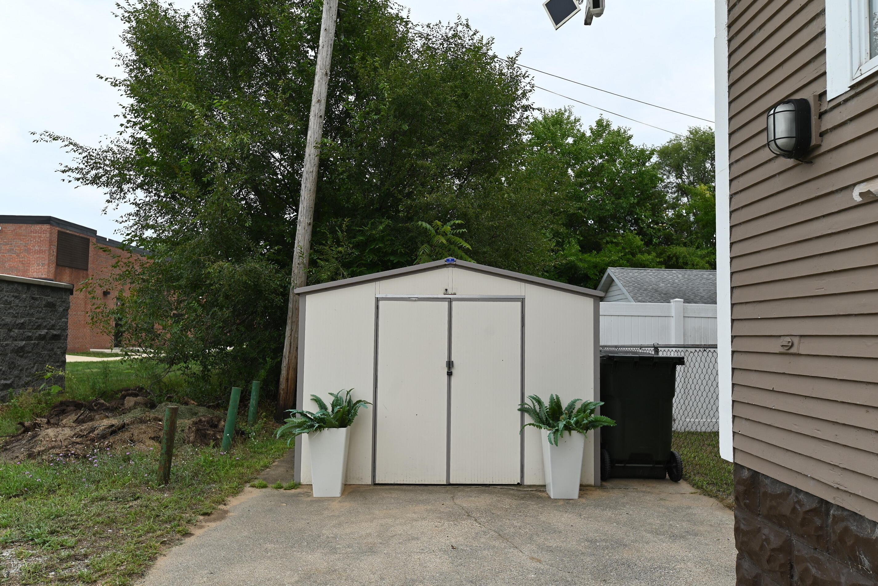 2362 Denmark Street Muskegon MI 49441