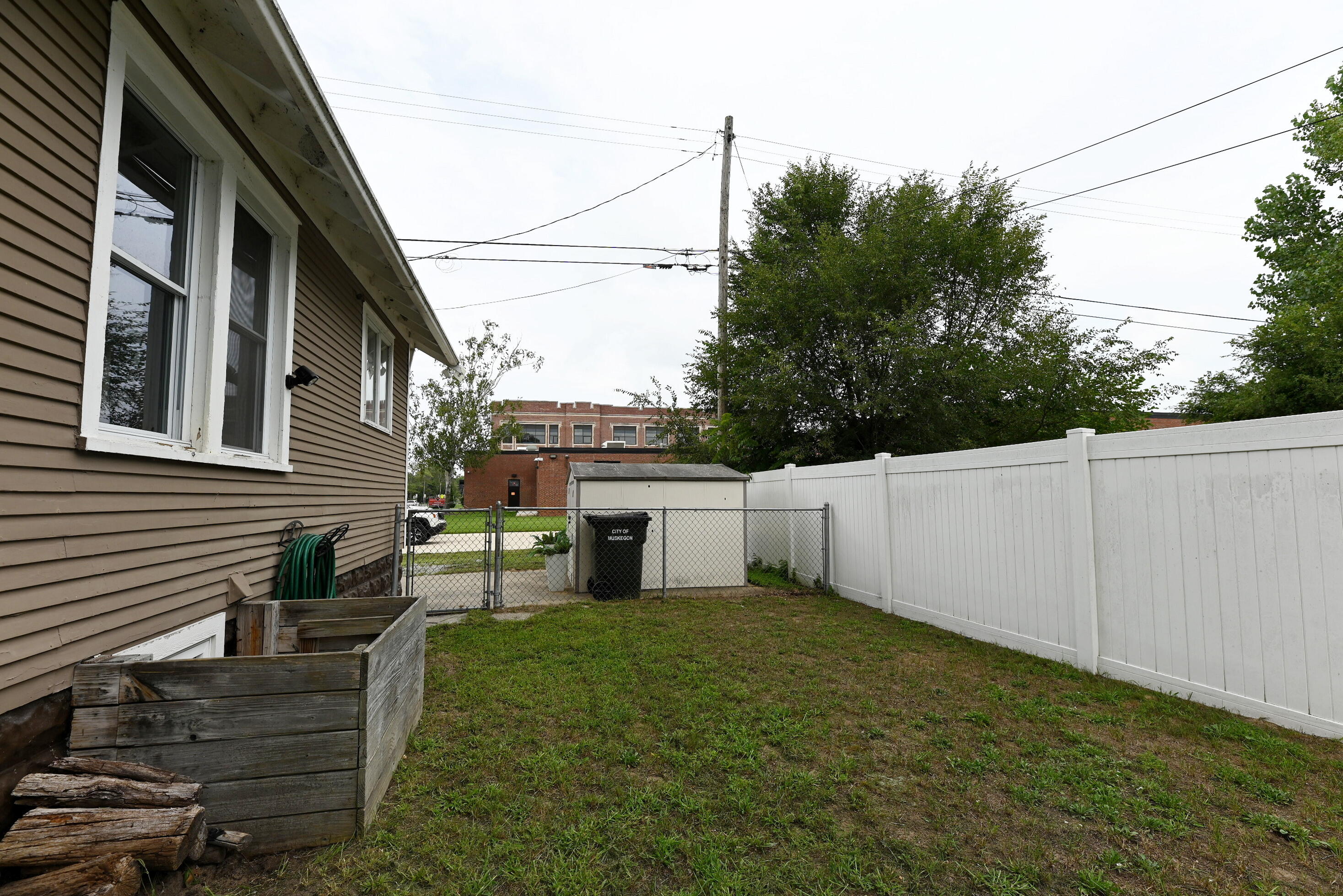 2362 Denmark Street Muskegon MI 49441