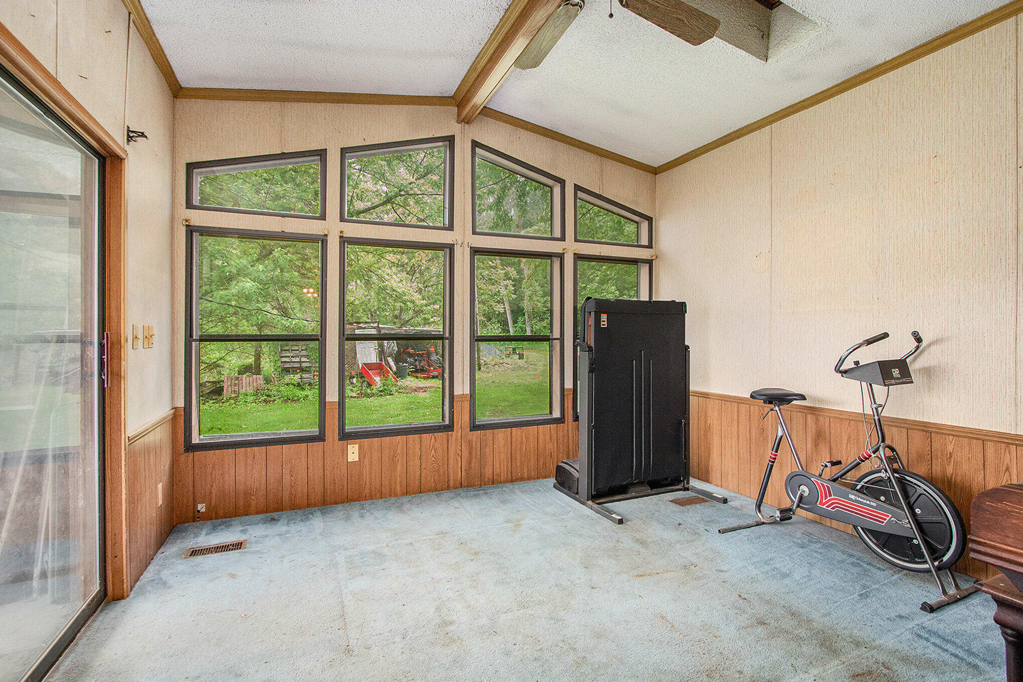6727 Youngren Road Three Oaks MI 49128