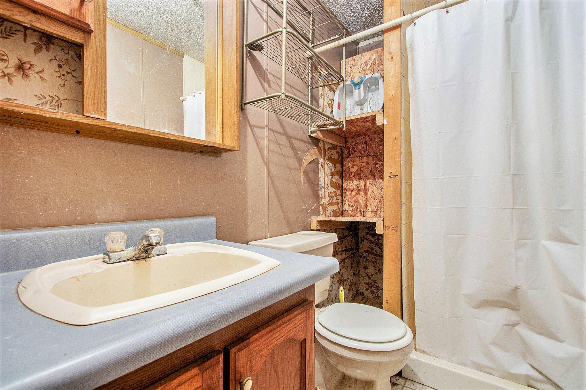 6727 Youngren Road Three Oaks MI 49128
