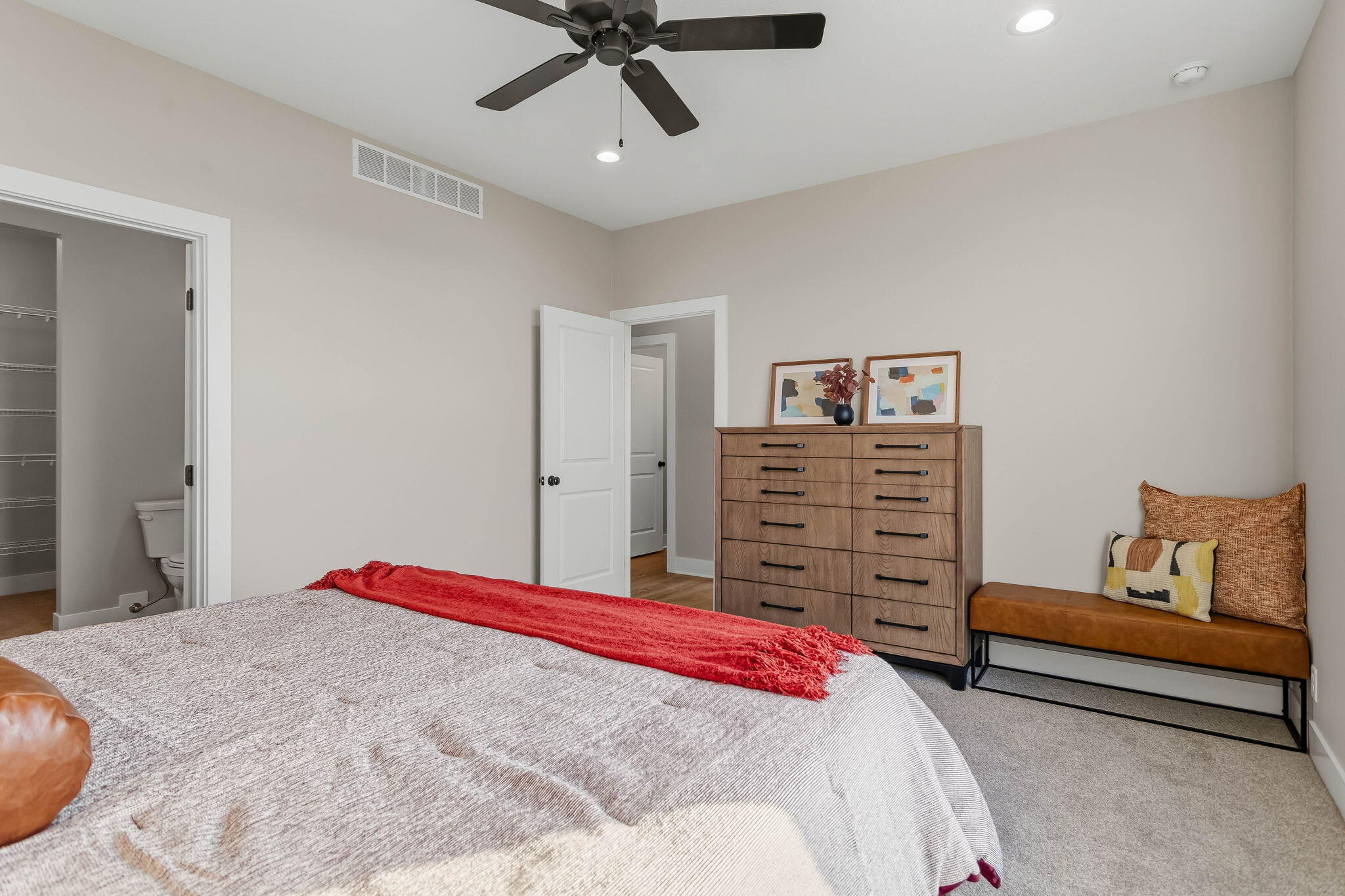 10124 Strawberry Lane Zeeland MI 49464