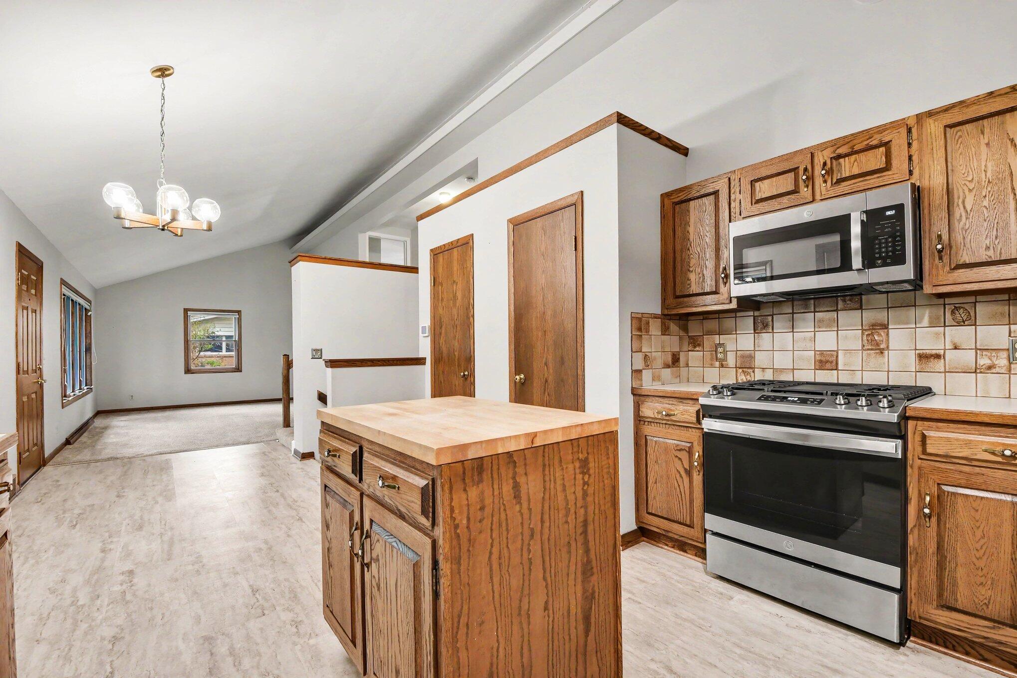 859 Paradise Lake Drive SE Grand Rapids MI 49546